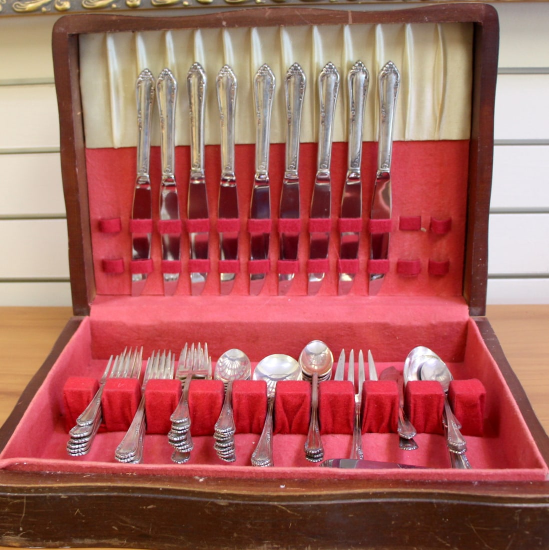 Reed and Barton Dancing Flowers Sterling Silver Flatware - Set of 55 (1 of 4)