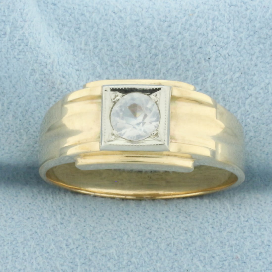 Mens Solitaire Quartz Ring in 10k Yellow Gold (1 of 4)