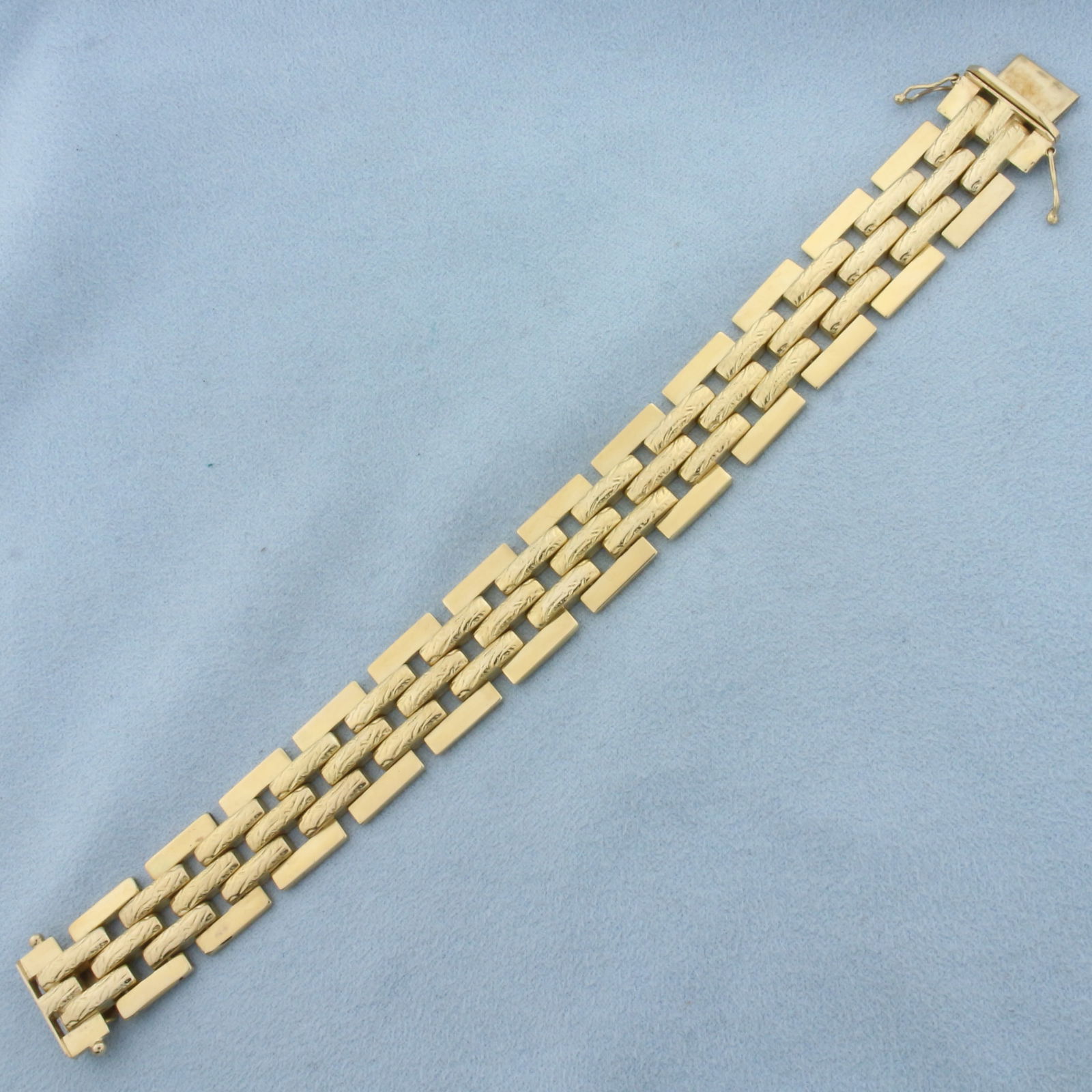 Tank Track Bracelet in 14k Yellow Gold (1 of 2)