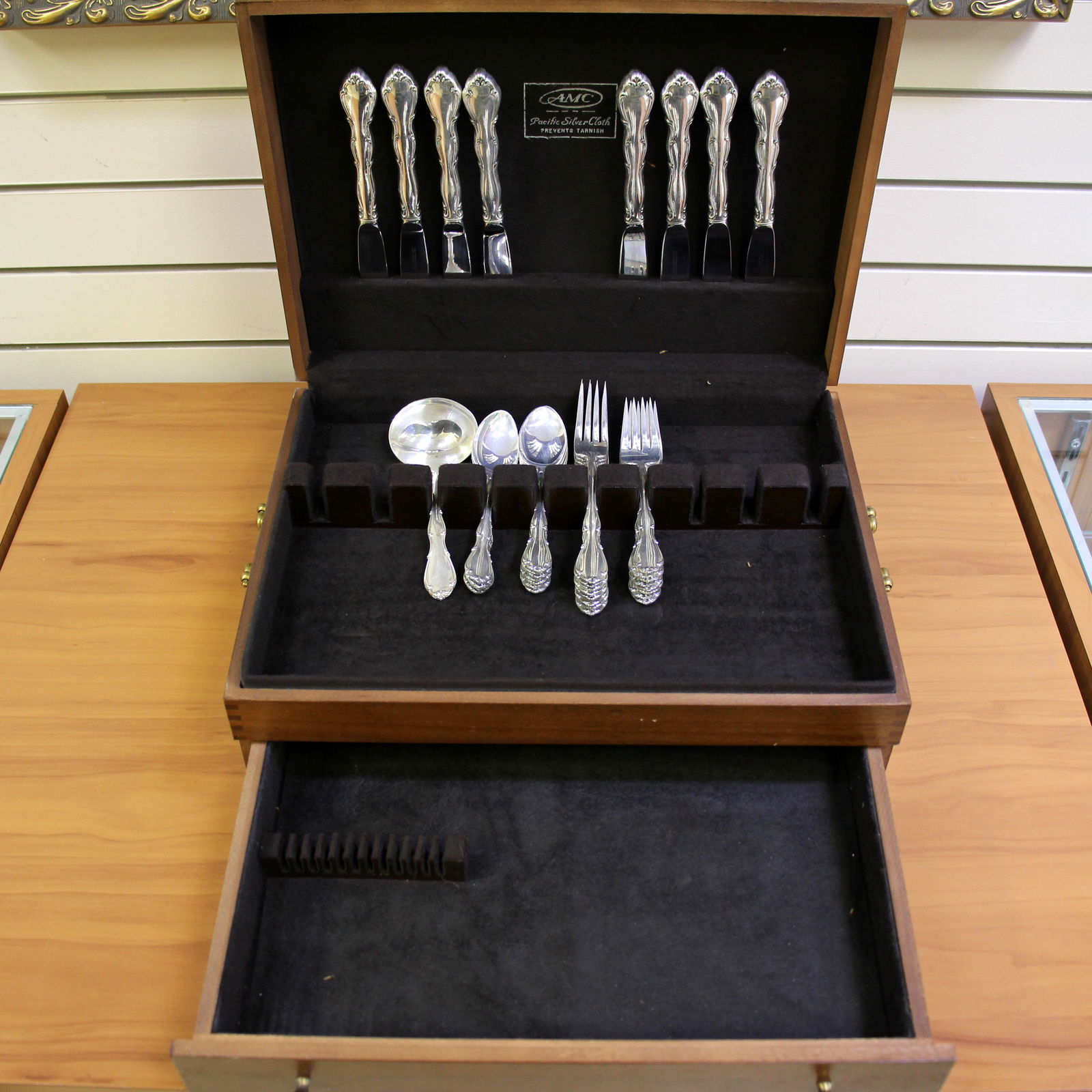 Towle "Fontana" Sterling Silver Flatware 35 Piece Set (1 of 6)