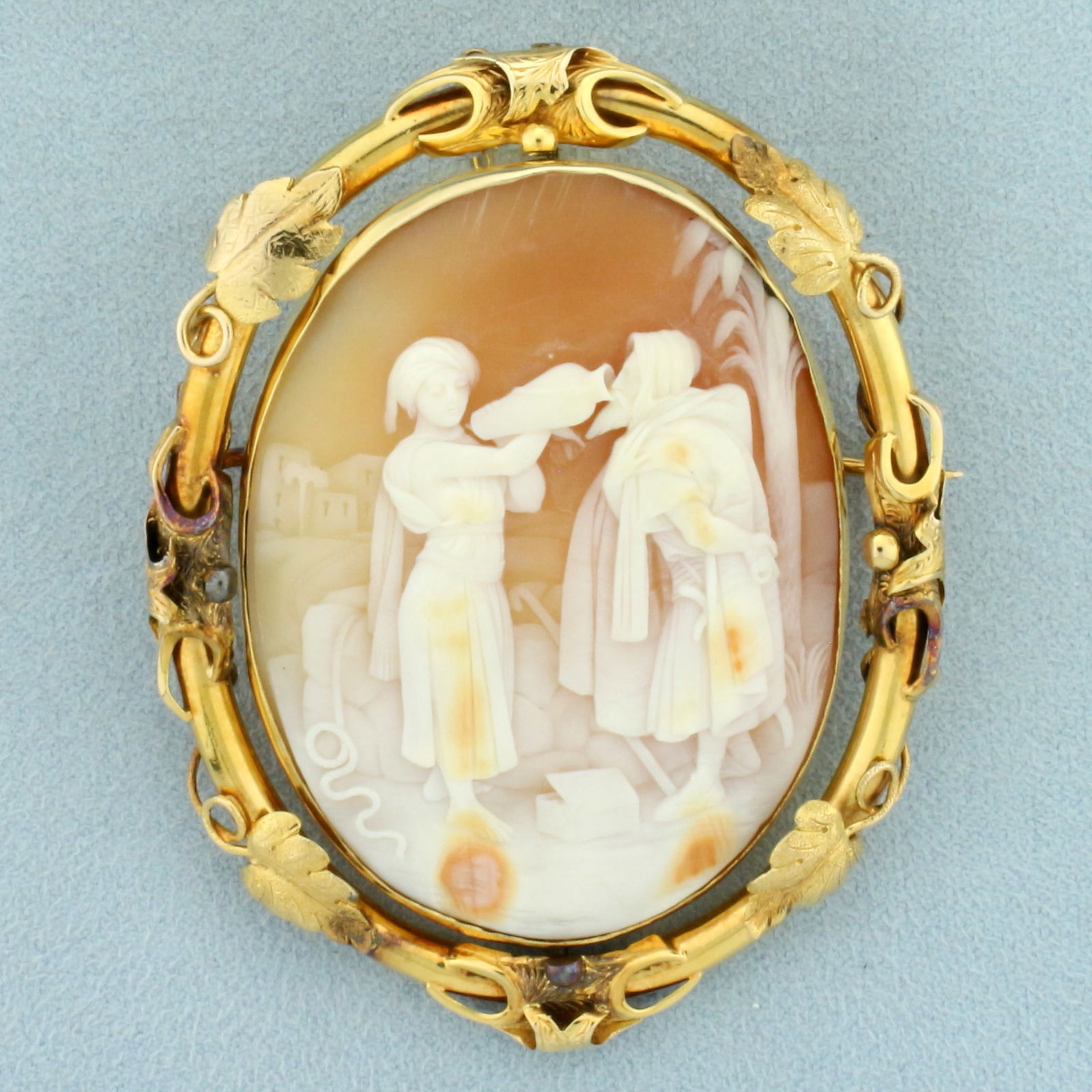 Antique Rotating Bible Scene Cameo Pin Brooch in 14k Yellow Gold (1 of 4)