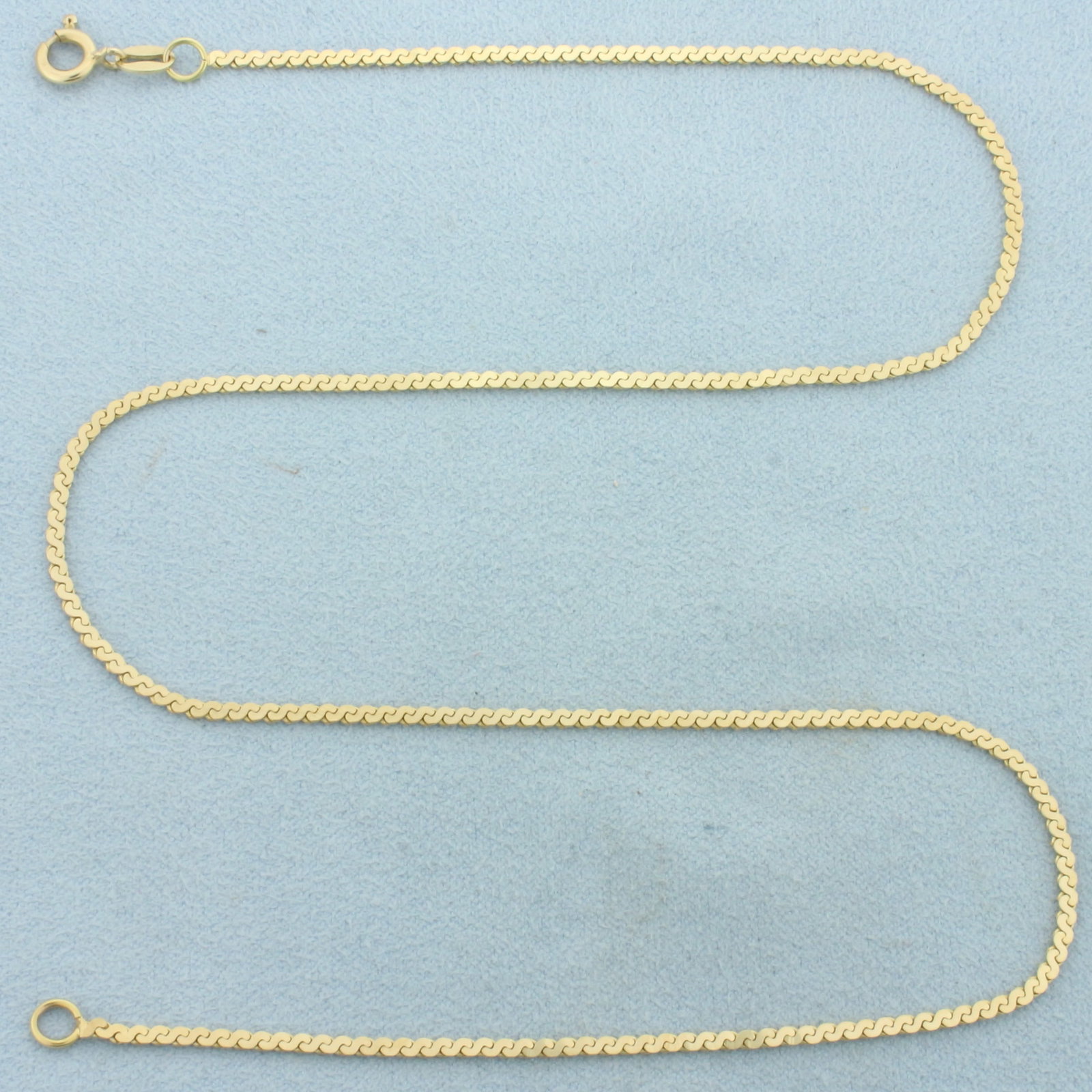 17 Inch S-Link Serpentine Chain Necklace in 14k Yellow Gold (1 of 2)