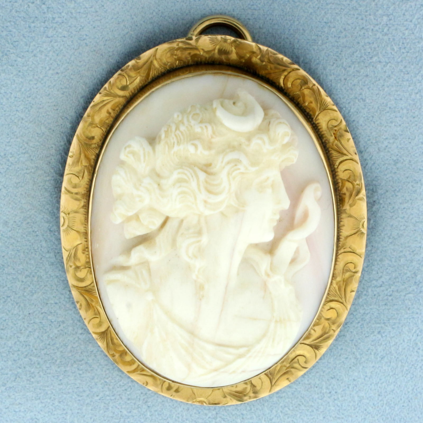Large Vintage Carved Shell Cameo Pendant in 10k Yellow Gold (1 of 2)