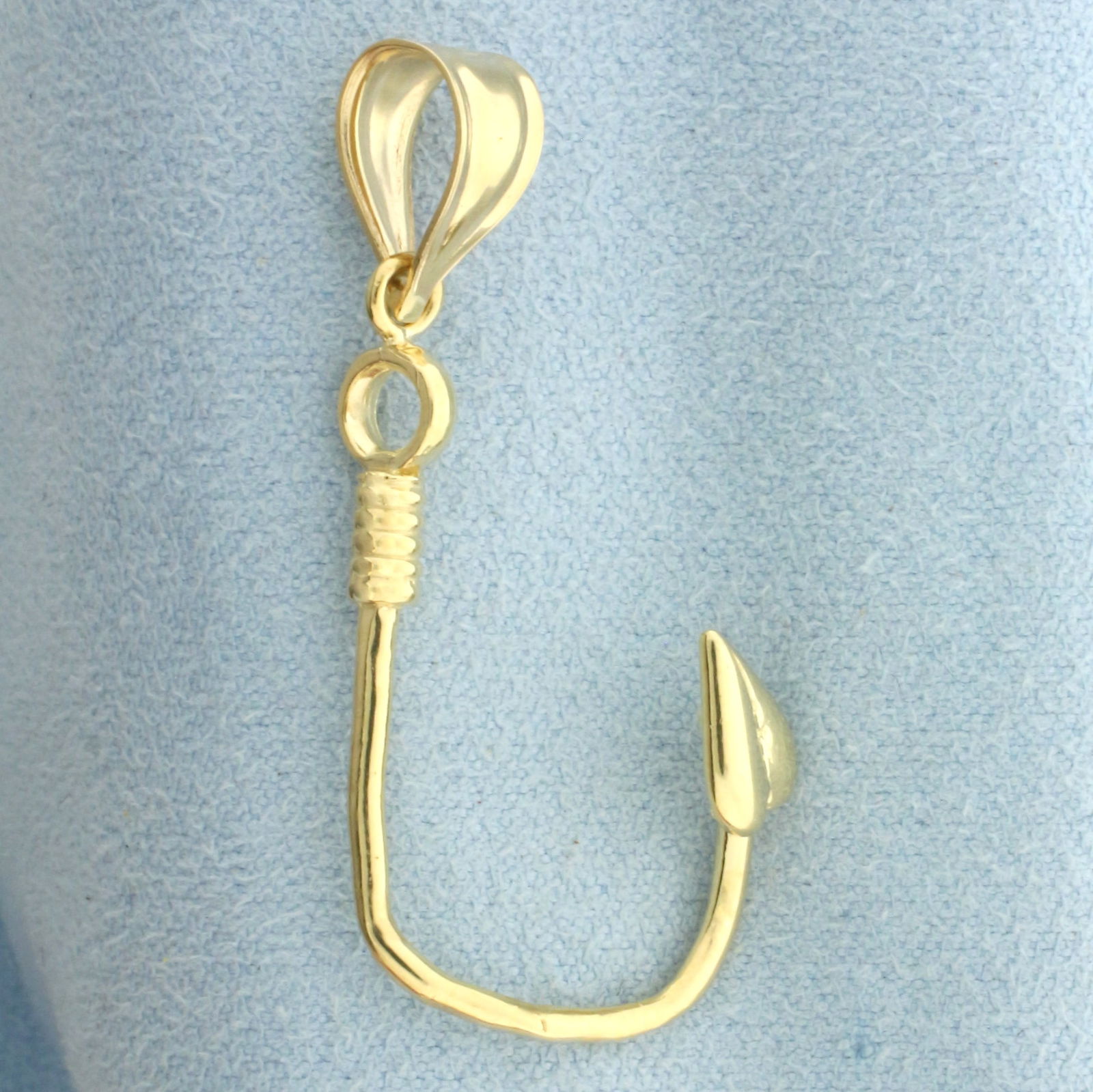 Fishing Hook Pendant in 14k Yellow Gold (1 of 2)