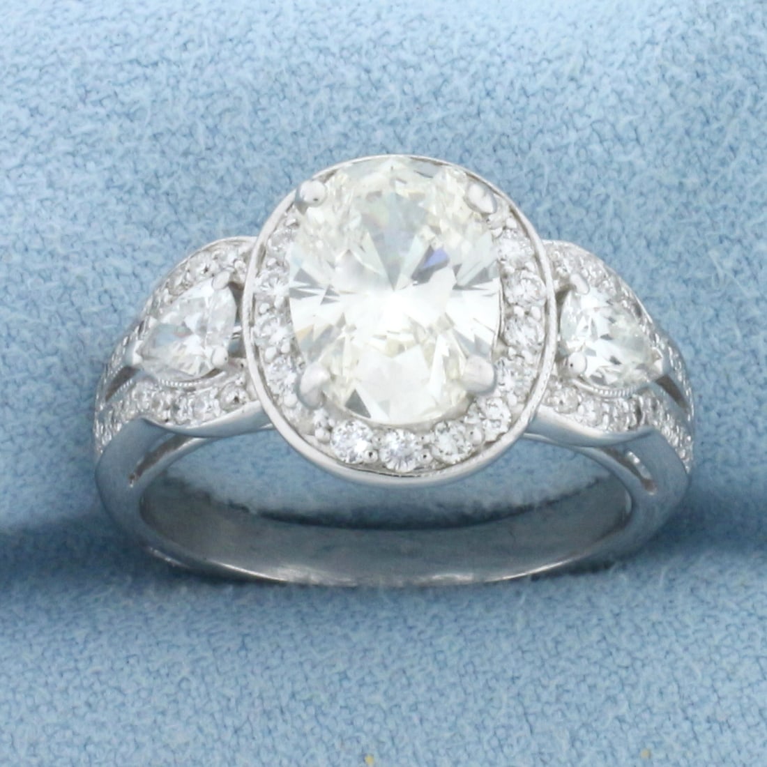Diamond Halo Ring in 14k White Gold (1 of 6)