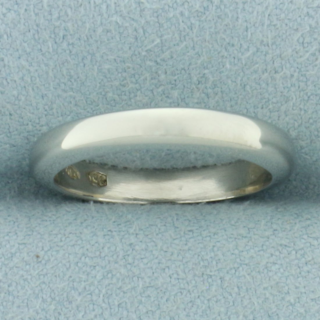 Womans Half Dome Wedding Band Ring in 18k White Gold: In 18k white gold. 3mm wide. Size: 6. 4.3g.