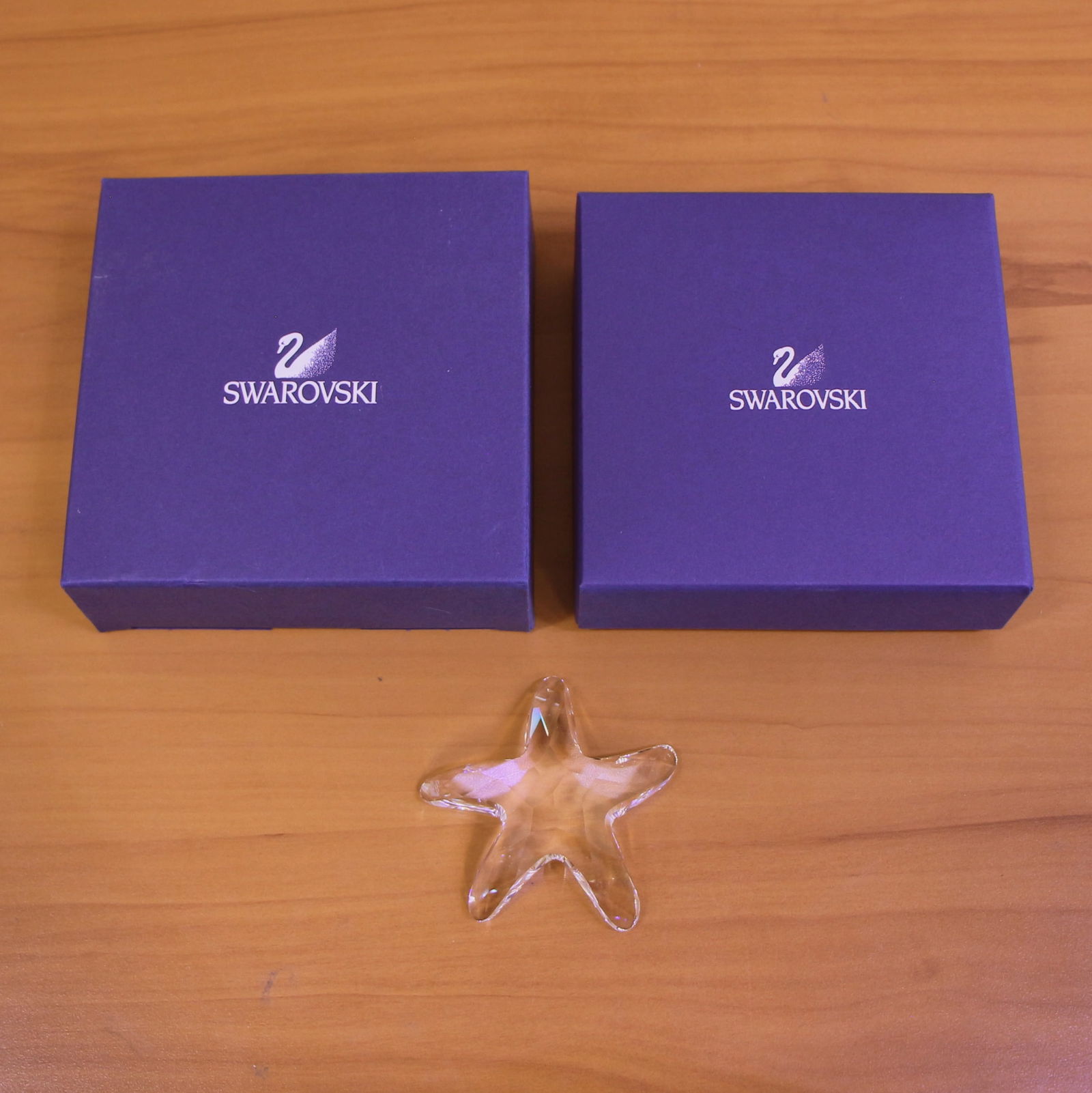 Swarovski Crystal 679350 Starfish with Box: Excellent condition with original boxes.