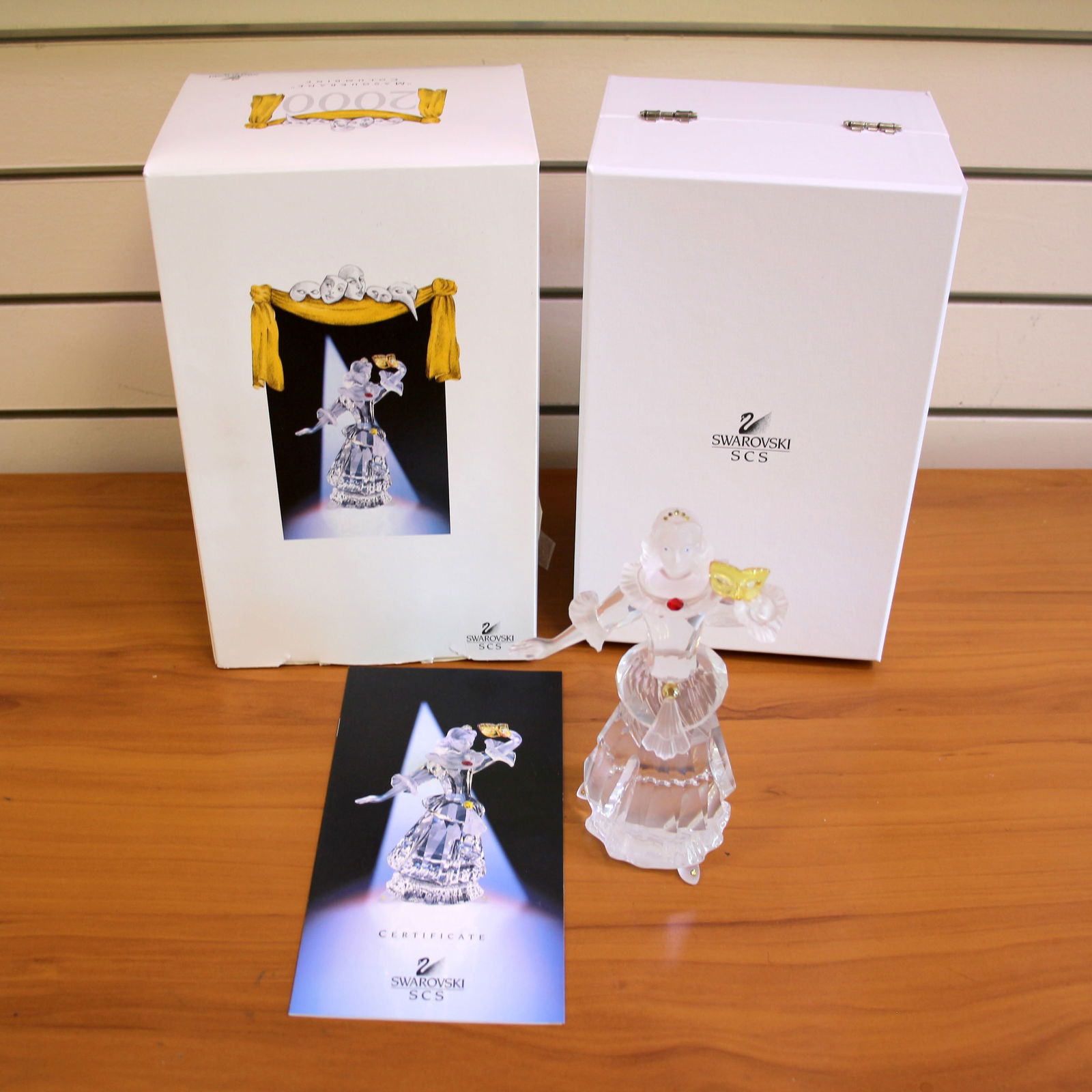 Swarovski Crystal 242032 Columbine with Box and COA (1 of 4)