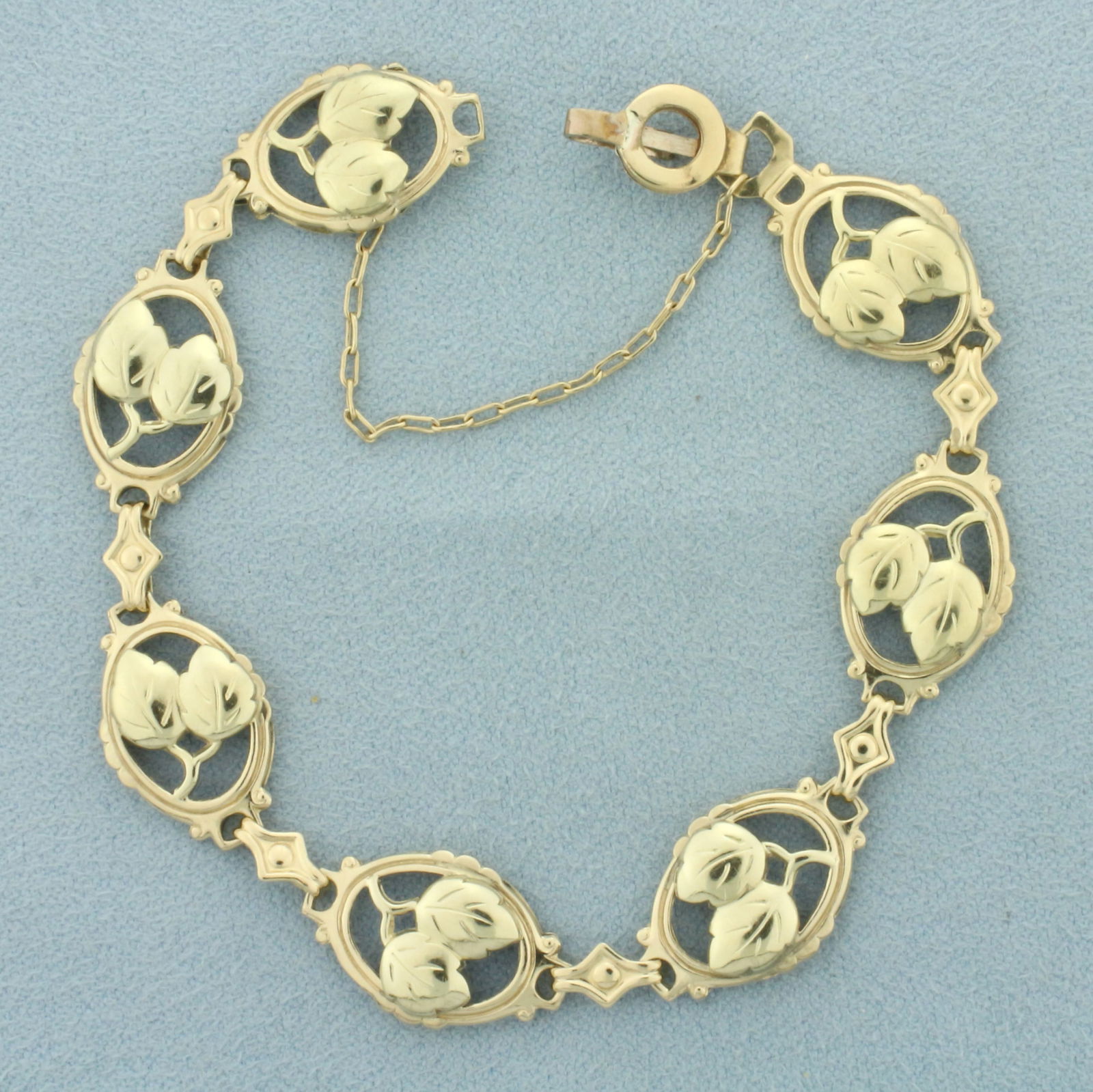 Leaf Design Nature Bracelet in 14k Yellow Gold (1 of 2)
