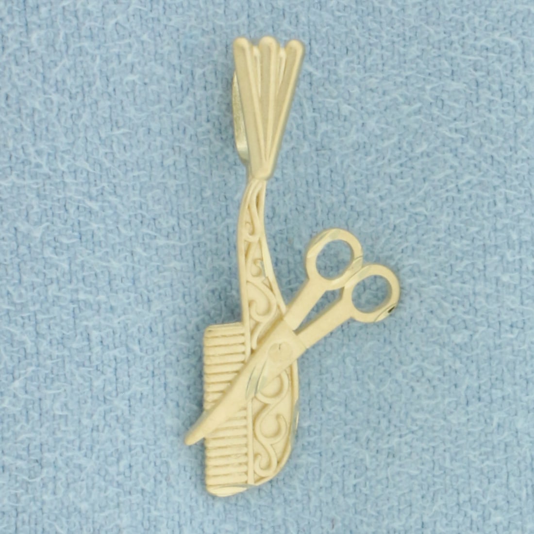 Scissors & Comb Hair Stylist Pendant in 14k Yellow Gold (1 of 2)