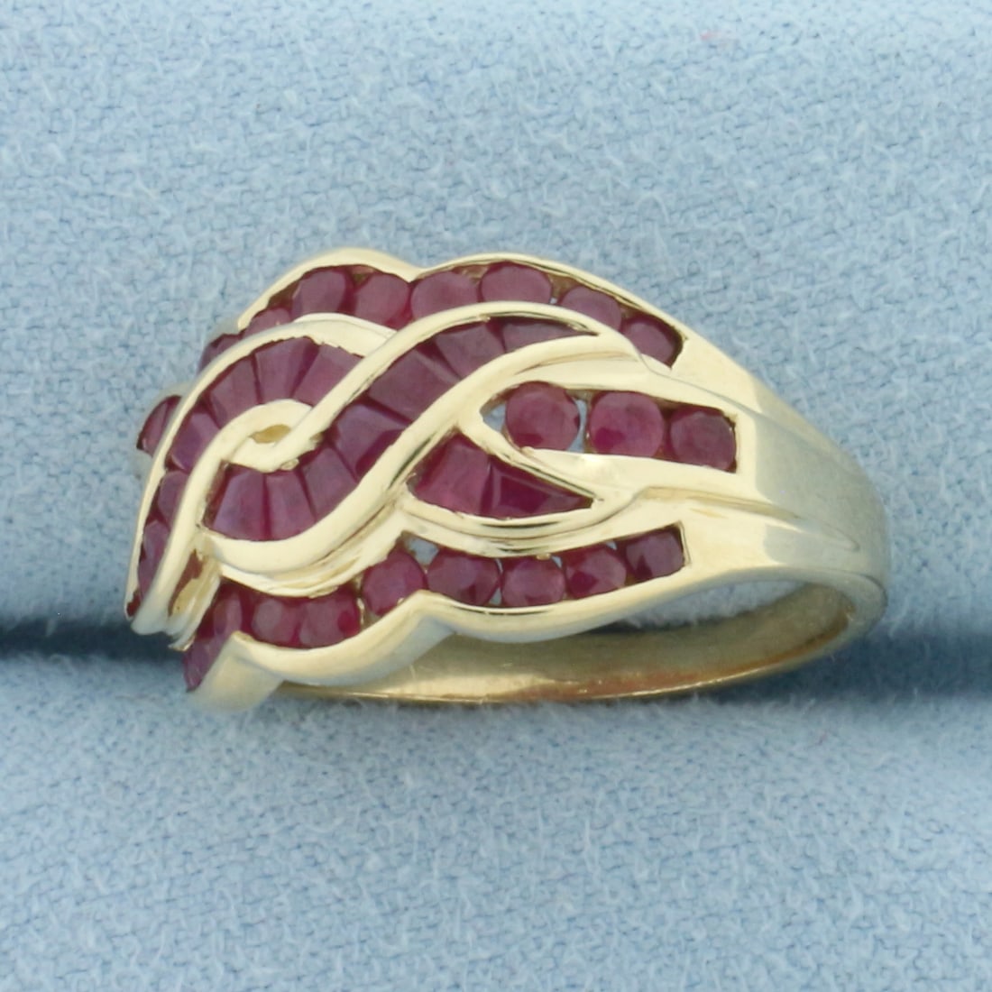 Vintage Ruby Wave Design Ring in 10k Yellow Gold - 2