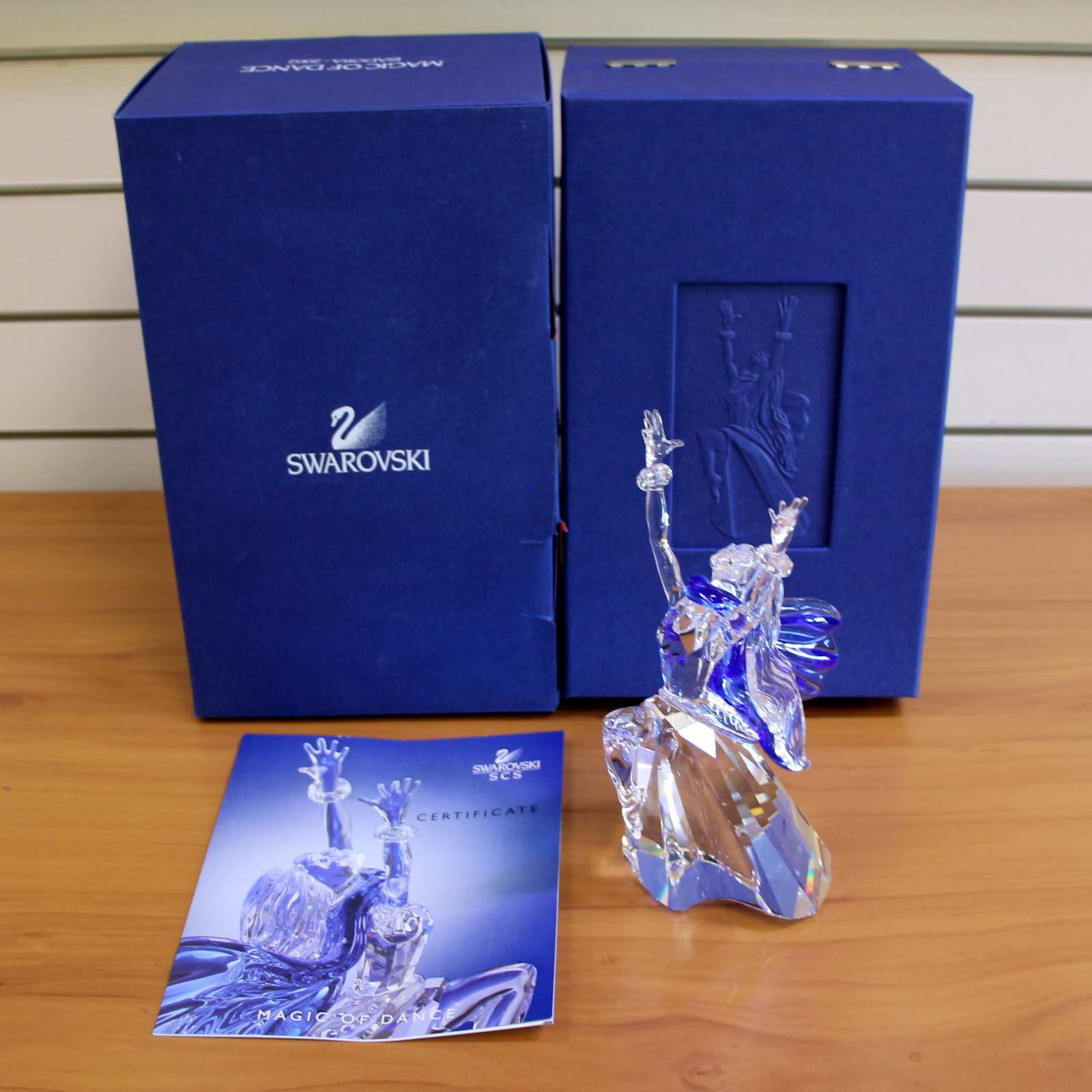 Swarovski Crystal 2002 279648 Magic of Dance Isadora with Box and COA (1 of 4)
