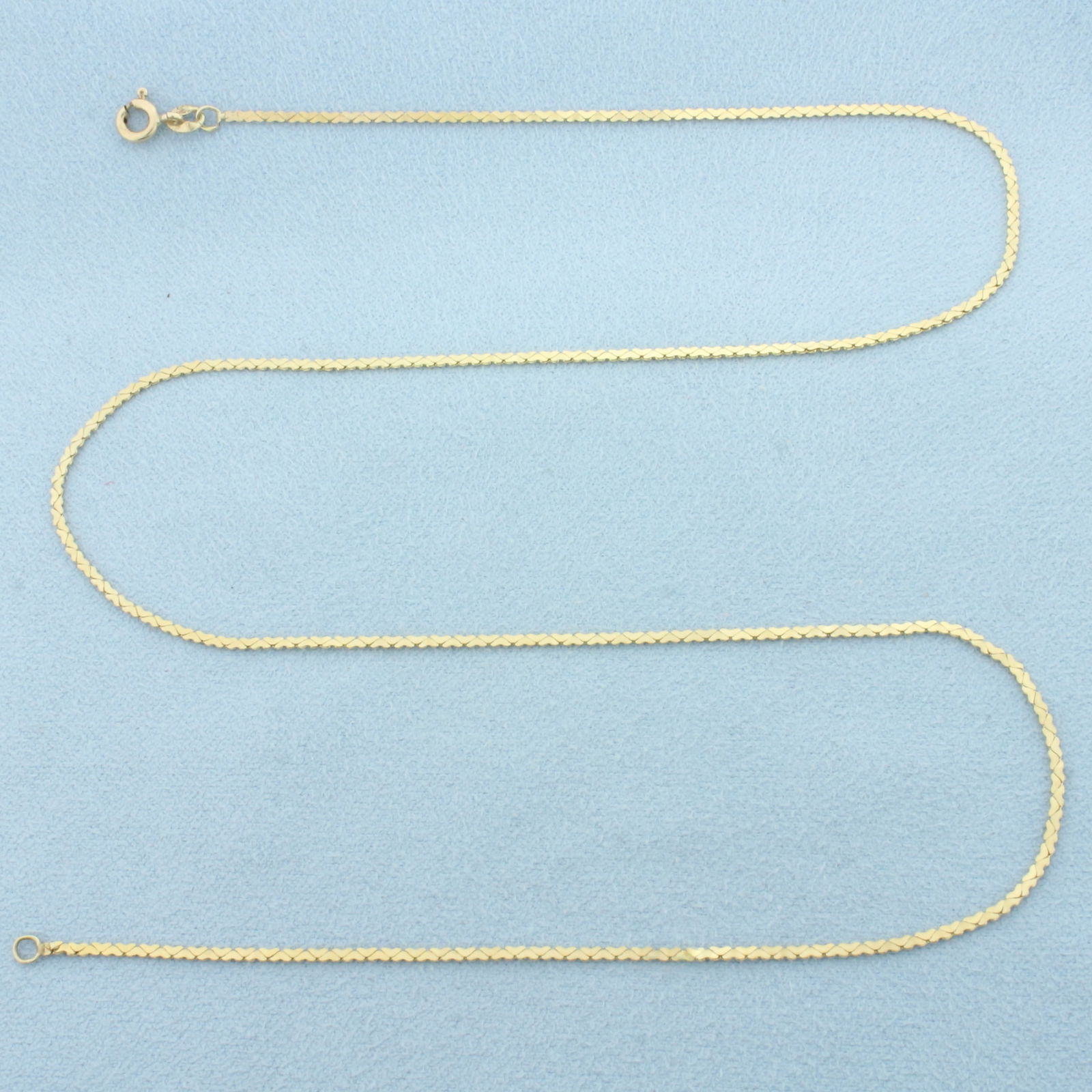 18 Inch Italian Heart Link Chain Necklace in 14k Yellow Gold: In 14k Yellow Gold. 18 inches long. 1.3mm wide. Made in Italy. Spring clasp. 2.3g.
