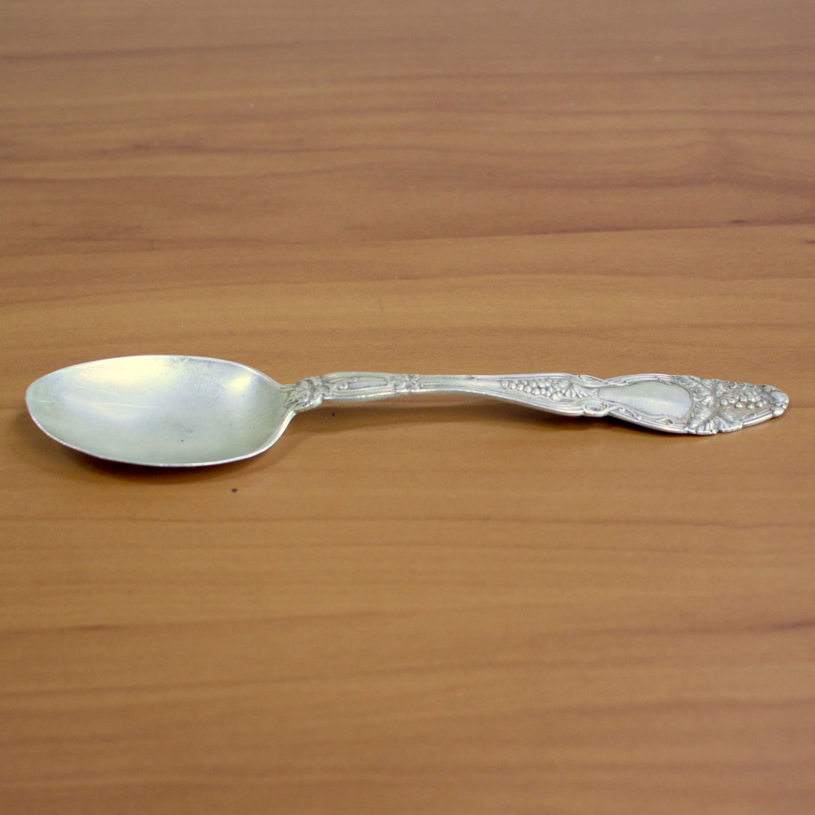 Vintage International "Cloeta" Sterling Silver Teaspoon (1 of 3)