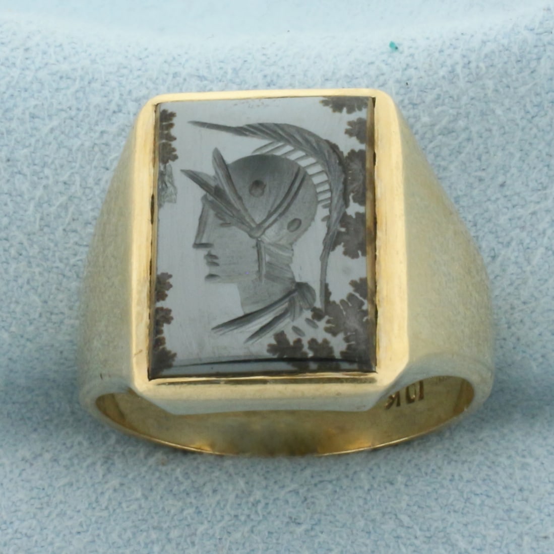 Vintage Mens Spartan Soldier Hematite Ring in 10k Yellow Gold: In 10k Yellow Gold. 15x11mm high quality carved Hematite gemstone. Small chip on Hematite, indicative of age. Size 10. 11.0g.