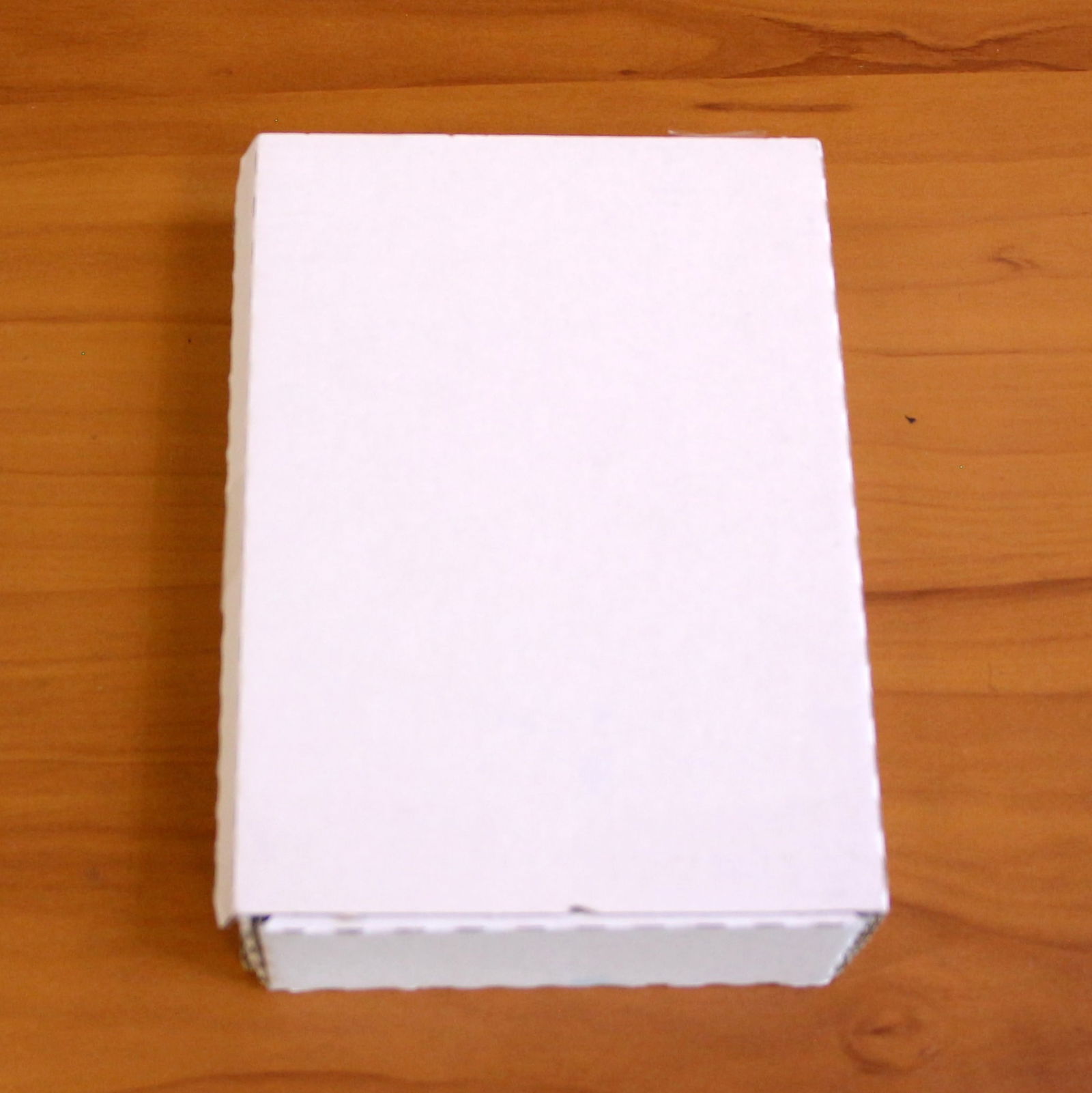 Swarovski Crystal 277537 Green Marguerite Daisy Renewal Gift with Box: Excellent condition with box.