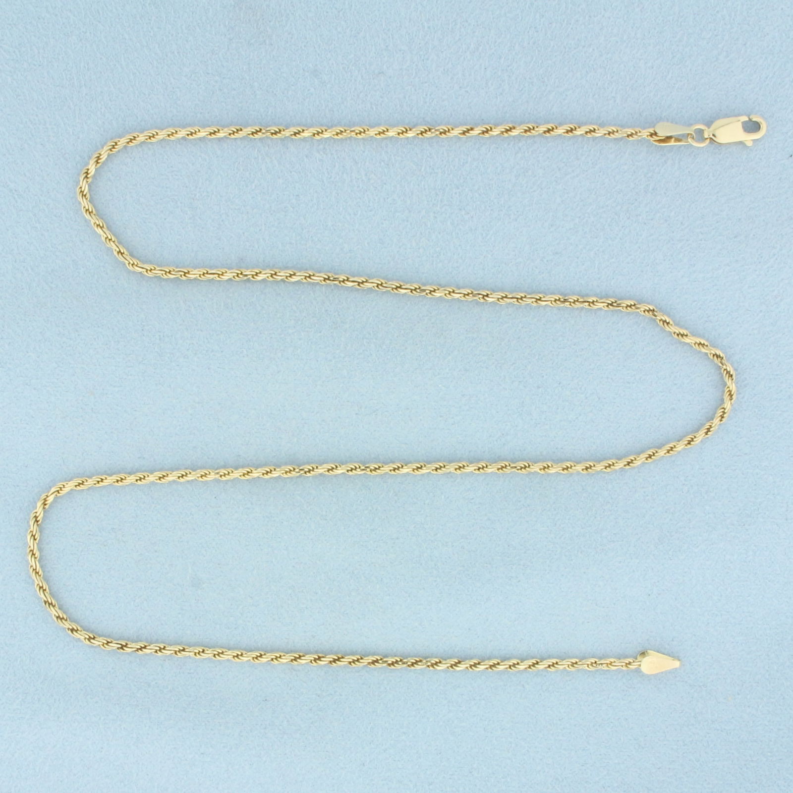 18 Inch Italian Rope Link Chain Necklace in 14k Yellow Gold: In 14k Yellow Gold. 18 inches long. 1.7mm thick. Italian made. Lobster clasp. 7.1g.