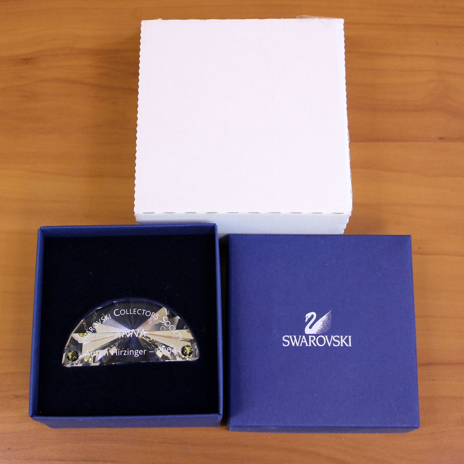 Swarovski 656142 SCS 2004 Anna Crystal Title Plaque NIB (1 of 3)