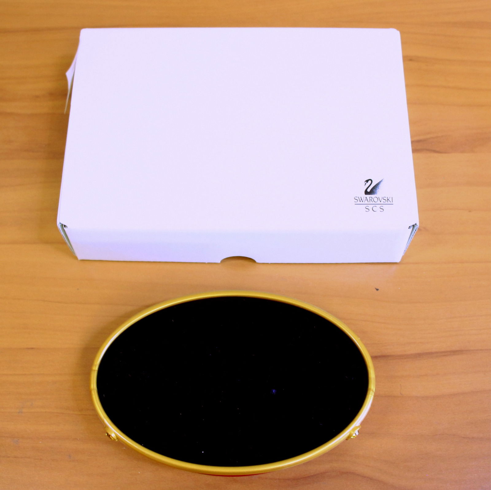 Swarovski 273640 2001 HAR Stand: Excellent condition, with box.