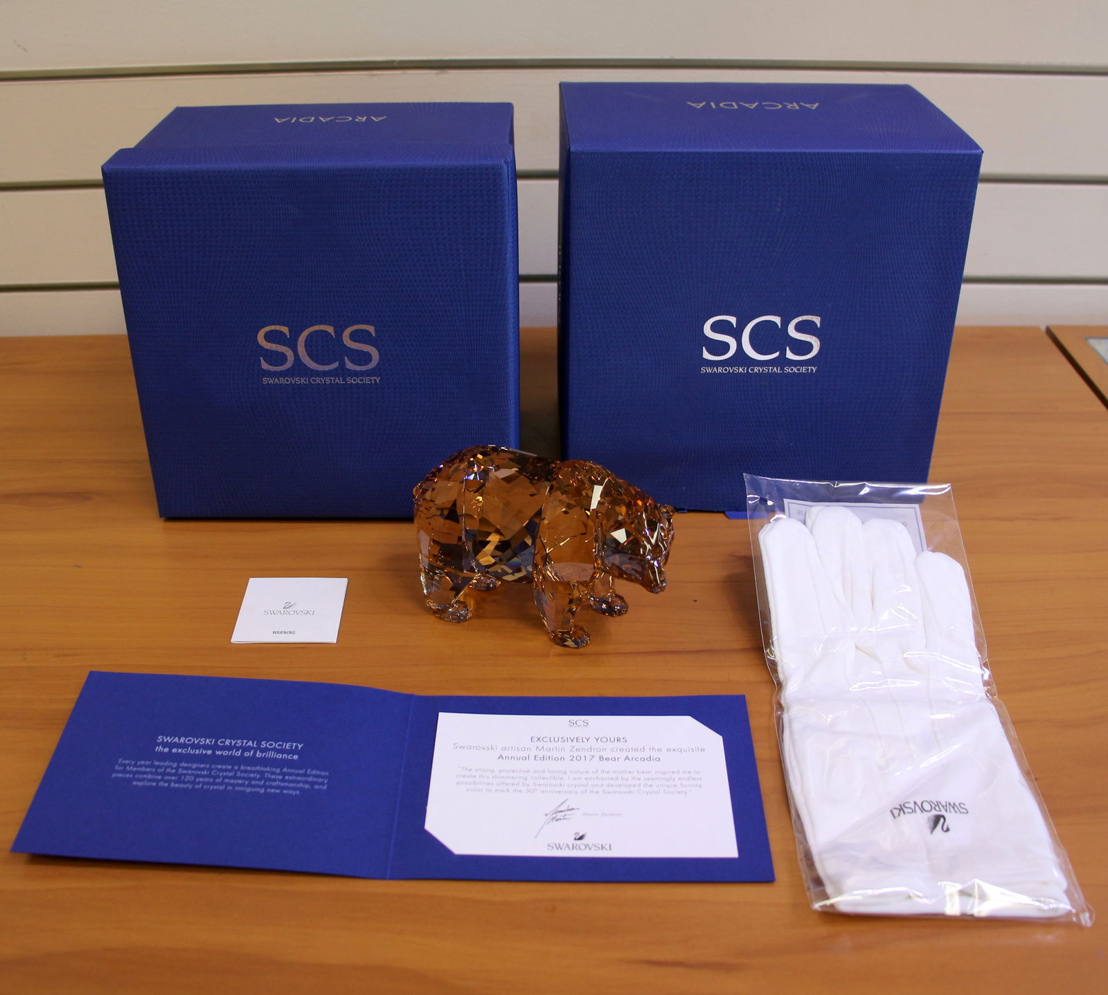 Swarovski Crystal Signed 5384050 Arcadia Bear with Box 2017: Signed by artist in Wattens. Excellent condition with box.