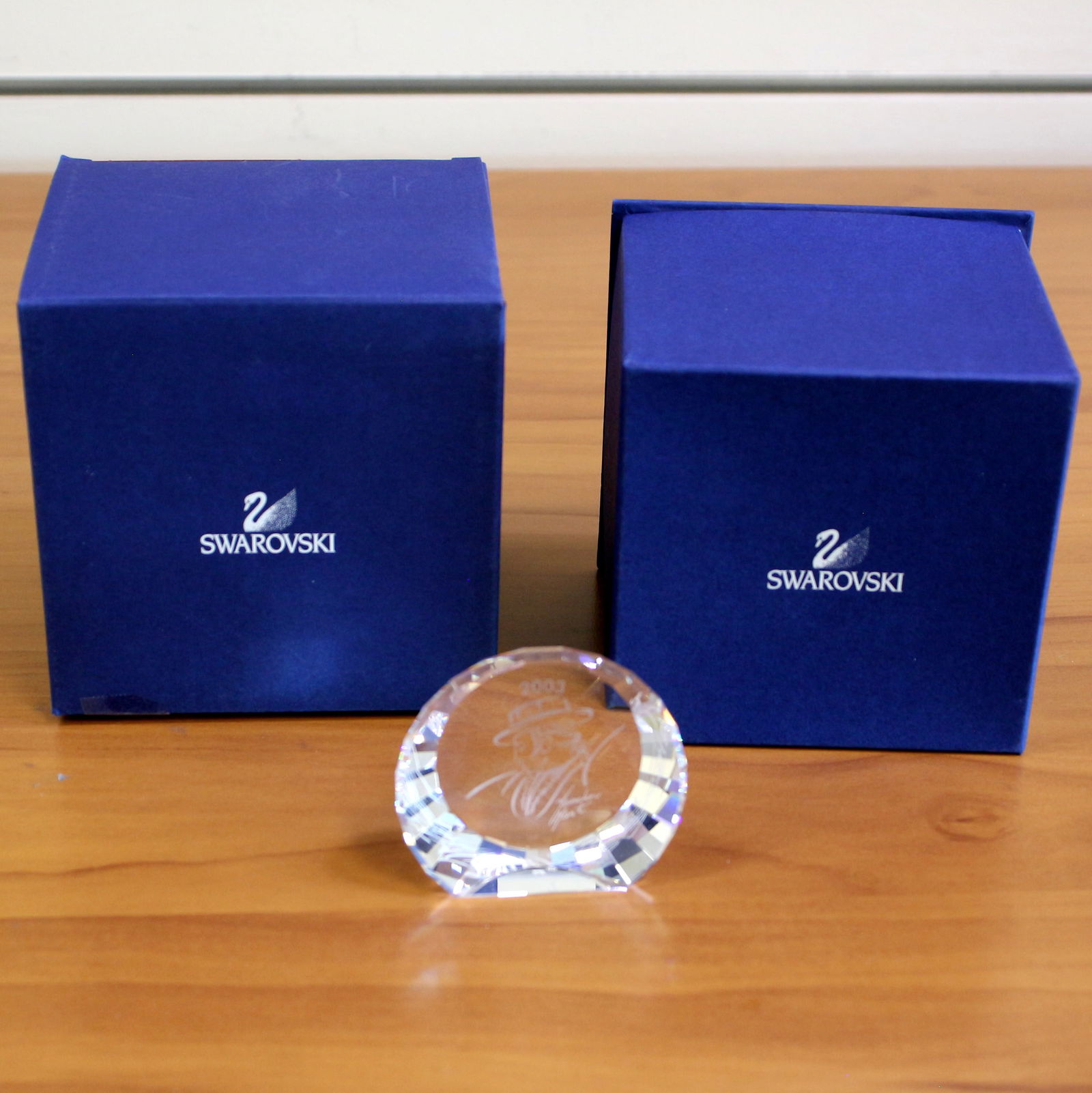 Swarovski Crystal 626588 Antonio 2003 Paperweight with Box (1 of 3)