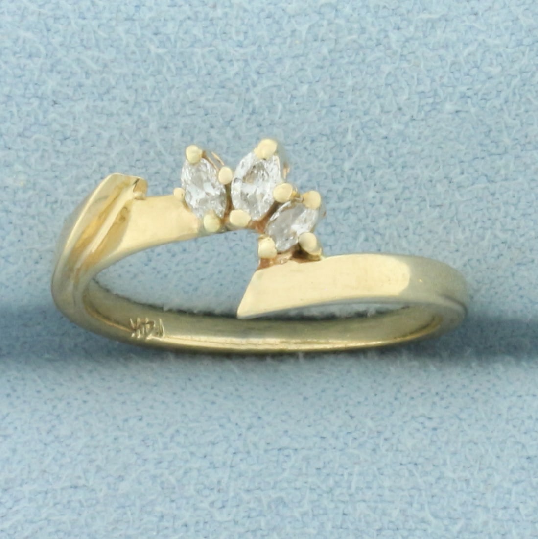 Unique Design Bypass Diamond Ring in 14k Yellow Gold (1 of 4)