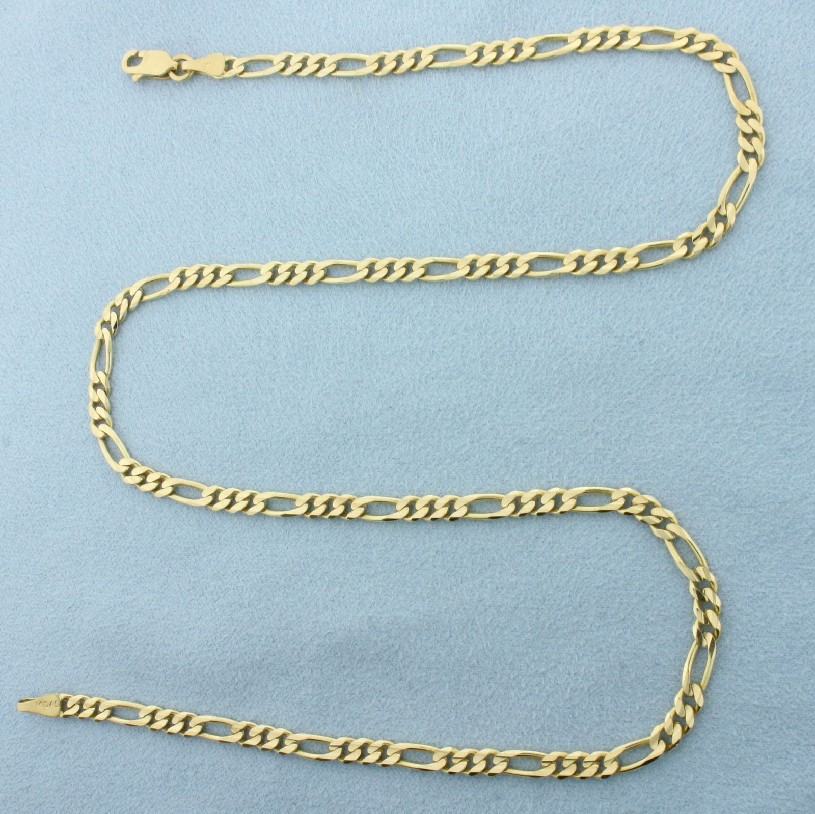 18 Inch Figaro Chain Link Necklace in 14k Yellow Gold (1 of 2)