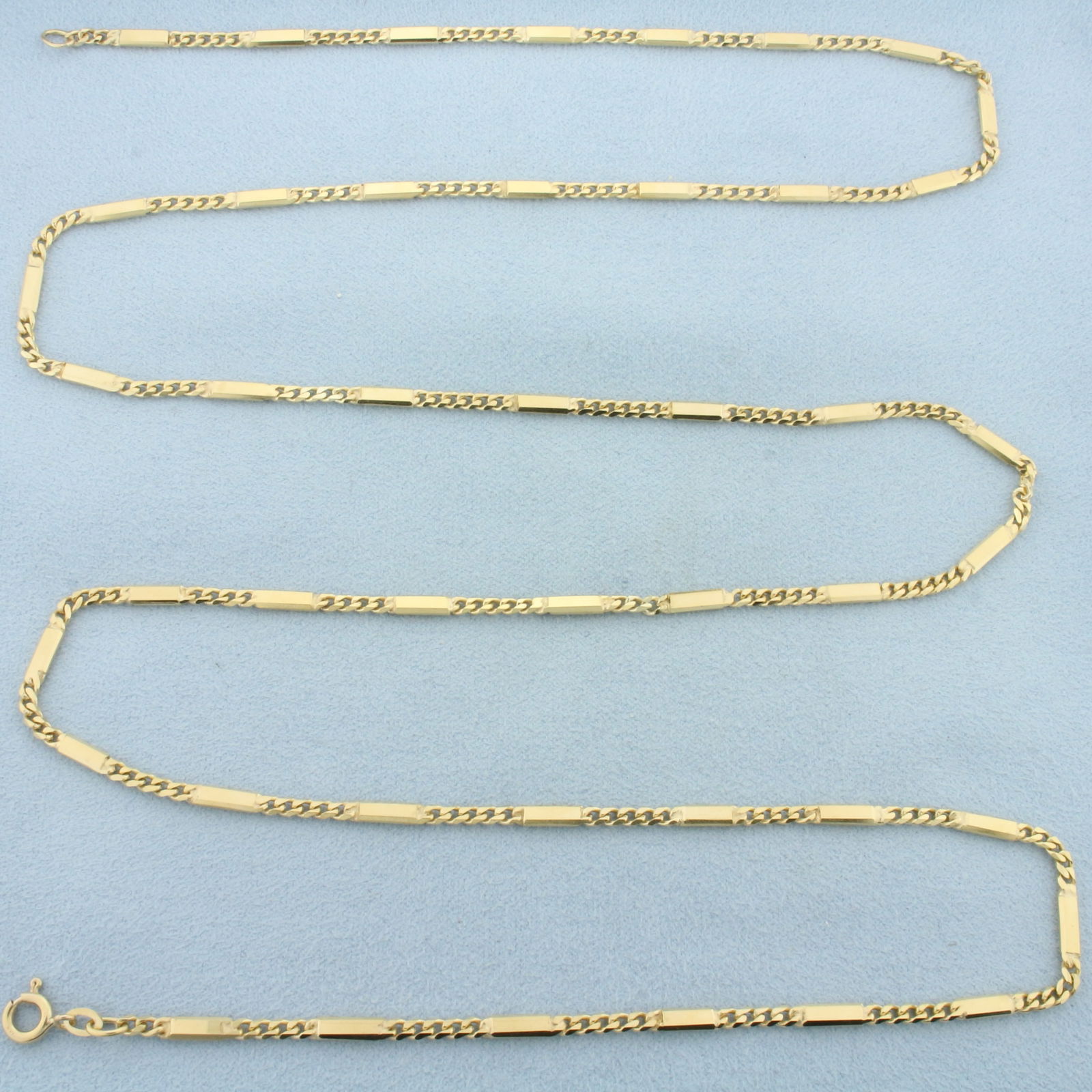 Italian 36 Inch Bar Link Chain Necklace in 14k Yellow Gold: In 14k Yellow Gold. 36 inches long. 2.75mm wide. Italian made. Spring clasp. 28.8g.