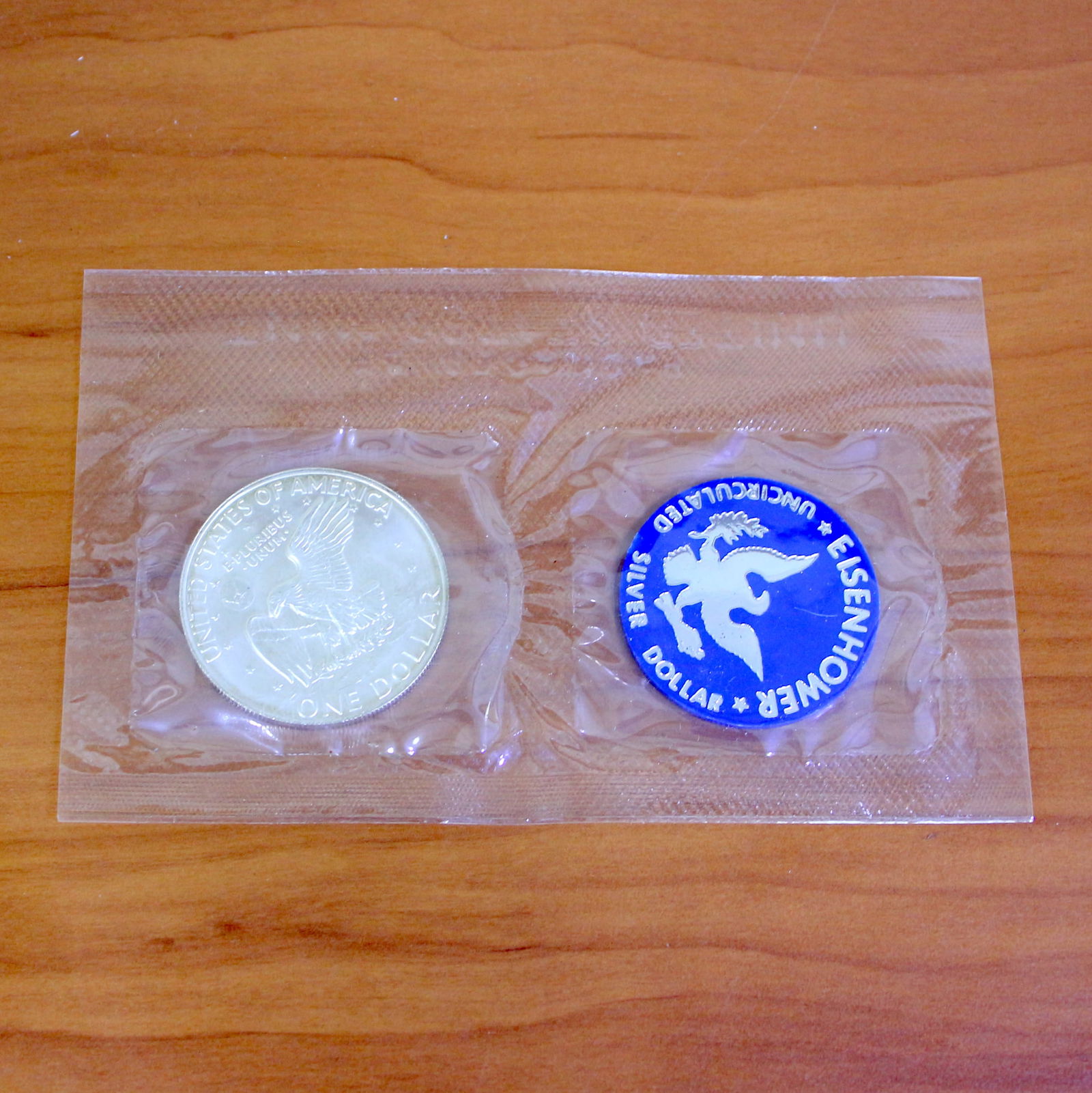 Uncirculated Silver Eisenhower Dollar Coin OGP - 3