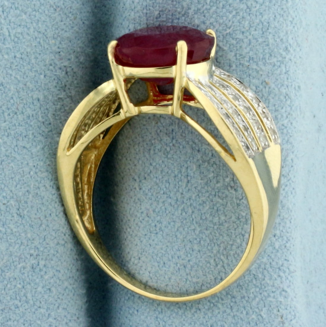 Ruby and Diamond Ring in 14k Yellow Gold - 3