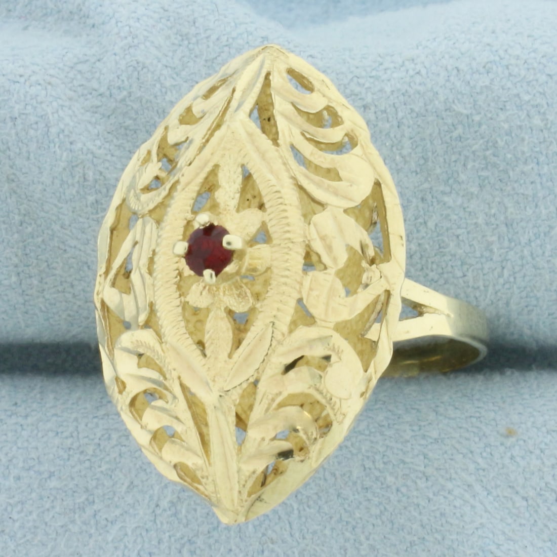 Vintage Ruby Filigree Ring in 10k Yellow Gold - 2