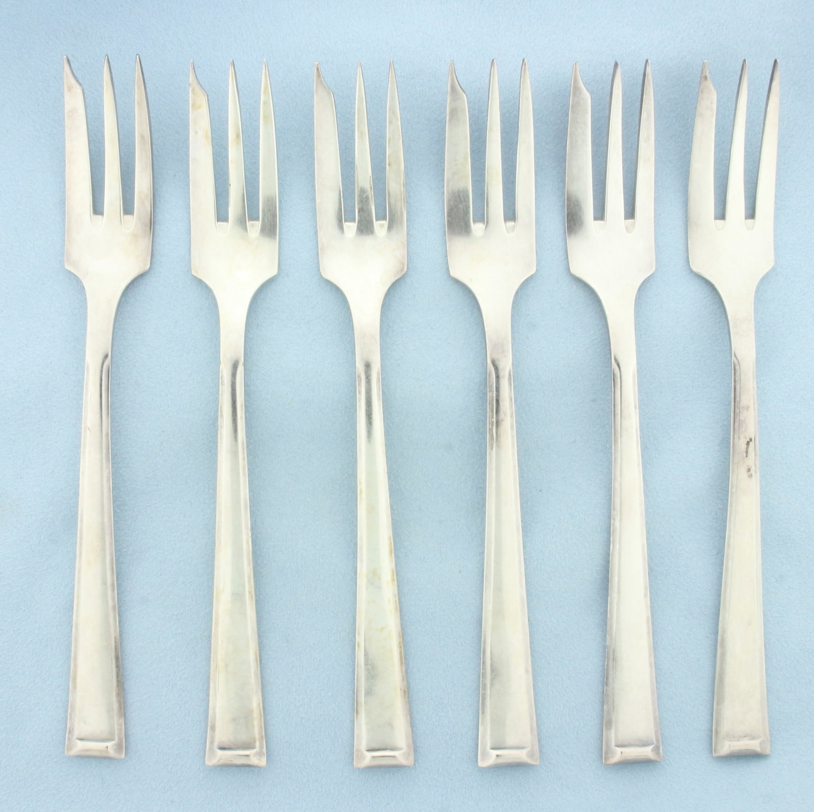 Bruckman 90 Forks Set of 6: Silver Plate. Contains six, 6 inch forks.