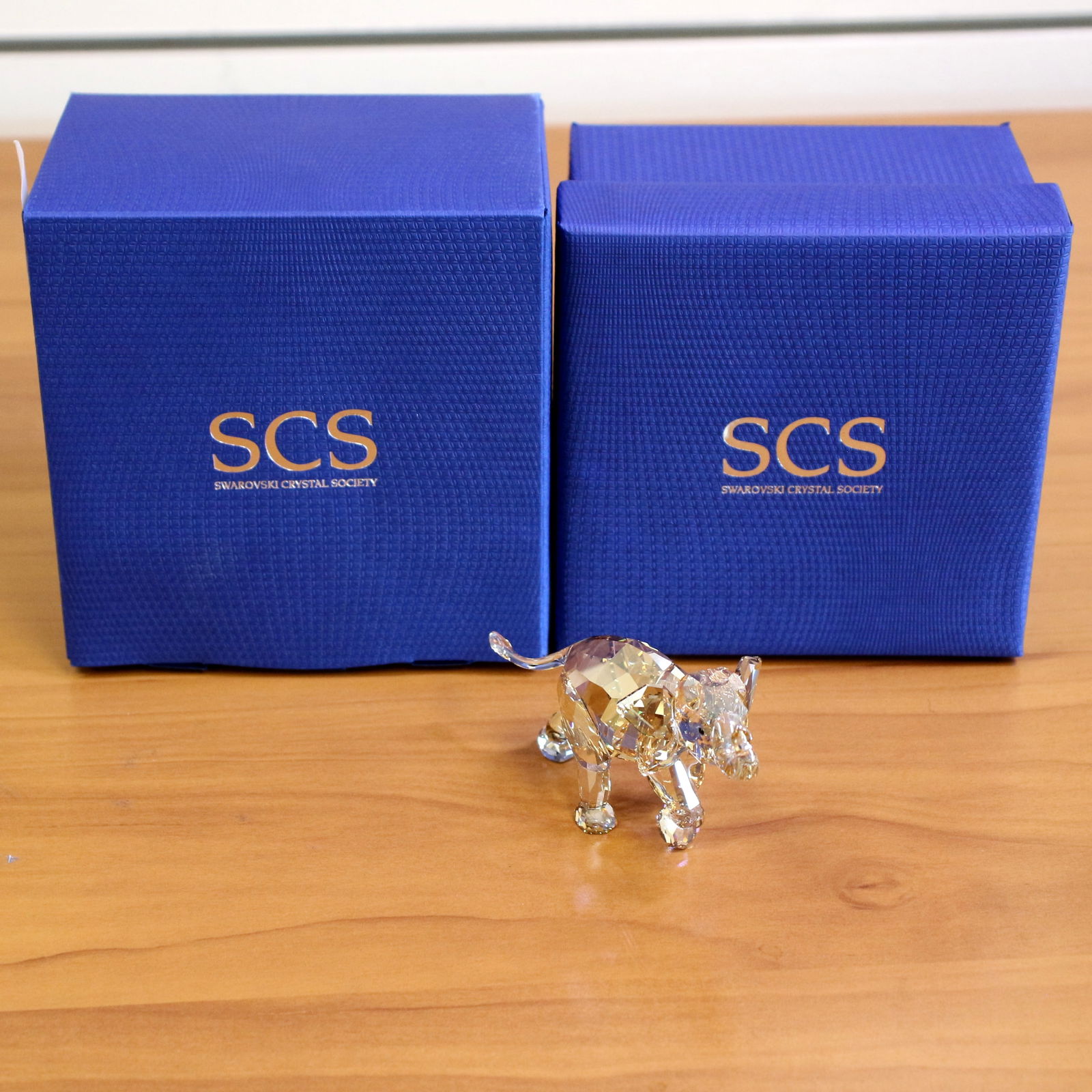 Swarovski Crystal 1142862 Young Elephant SCS with Box: Excellent condition with box.