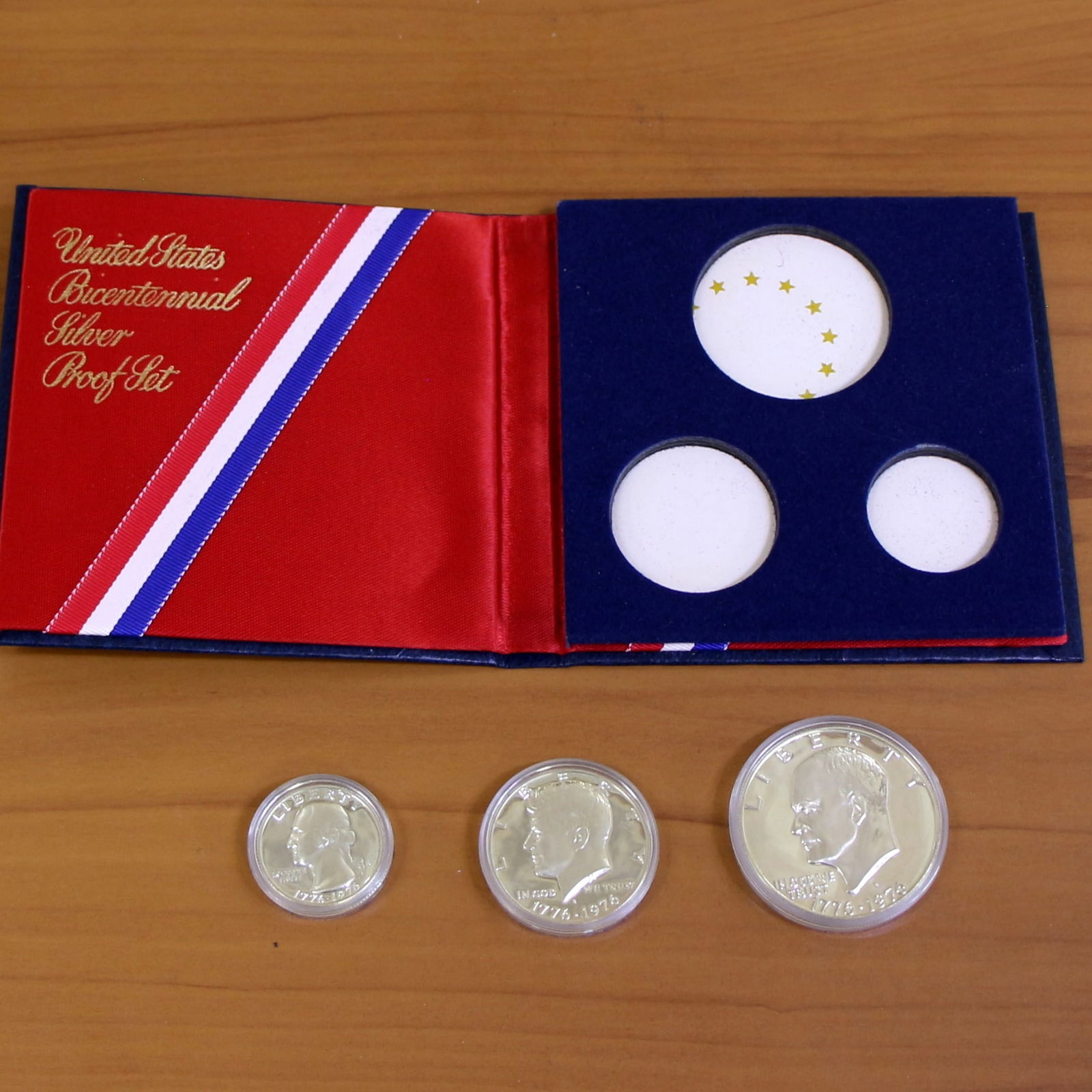 1976 United States Bicentennial Silver Proof Coin Set OGP: Contains one 1776-1976 United States Bicentennial Silver 3-Coin Proof Set. Set in original government packaging and contains certificate of authenticity.
