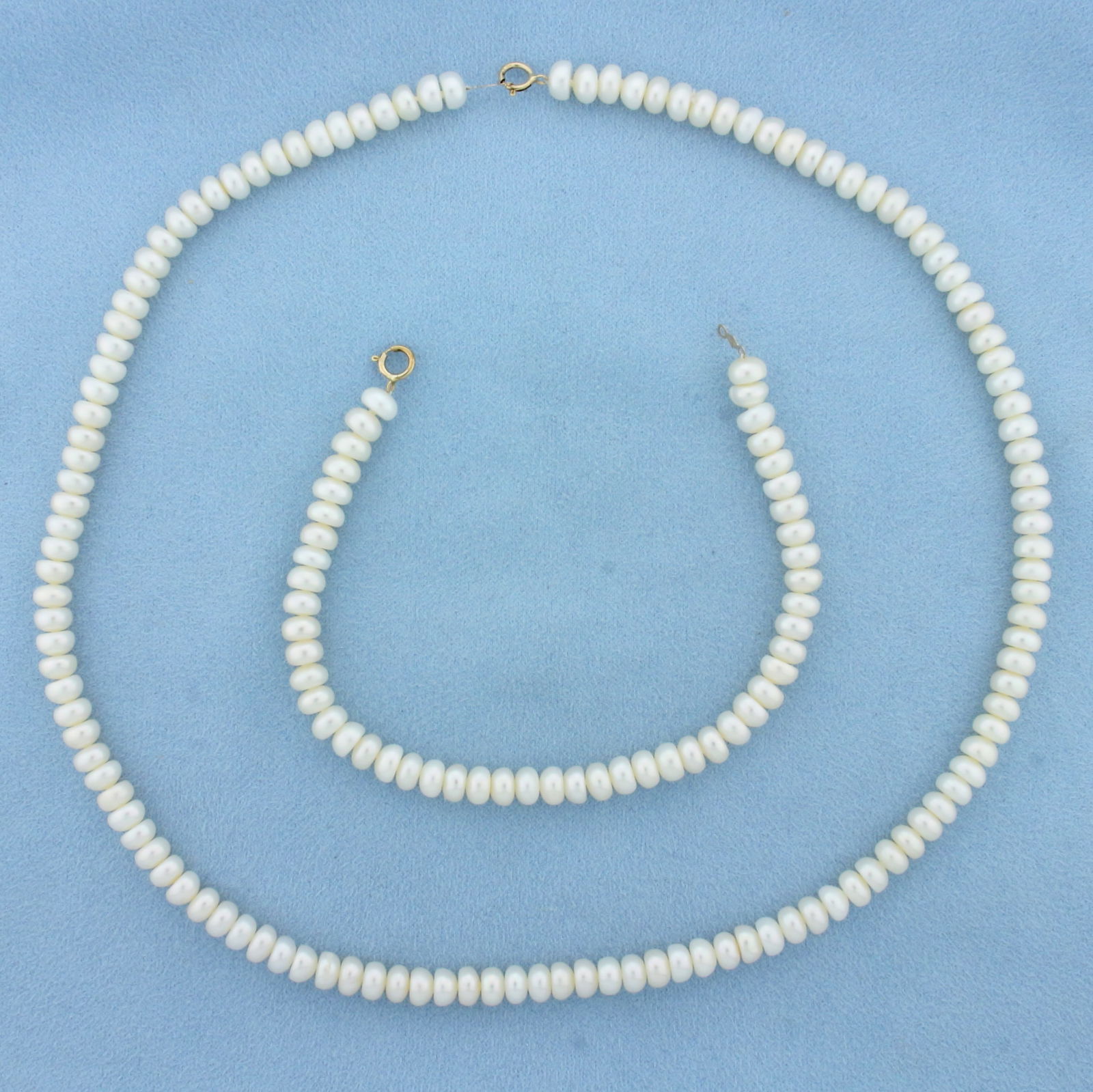 Freshwater Cultured Pearl Necklace and Bracelet Set in 10k Yellow Gold (1 of 5)
