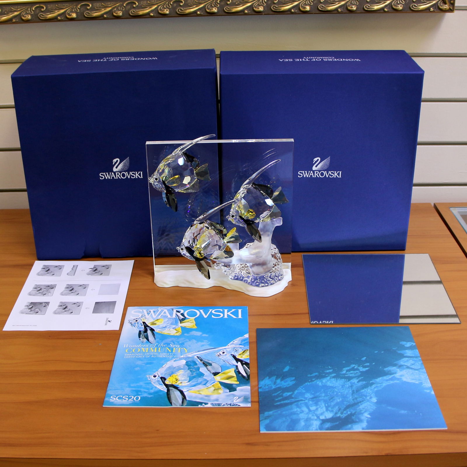 Swarovski Crystal 854650 Wonders of the Sea Community Colored Fish with Box and COA: Excellent condition with original box and certificate.