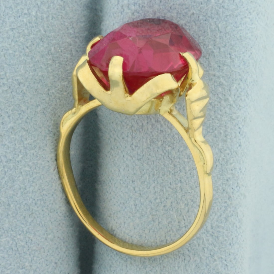 Vintage Lab Ruby Ring in 18k Yellow Gold - 3