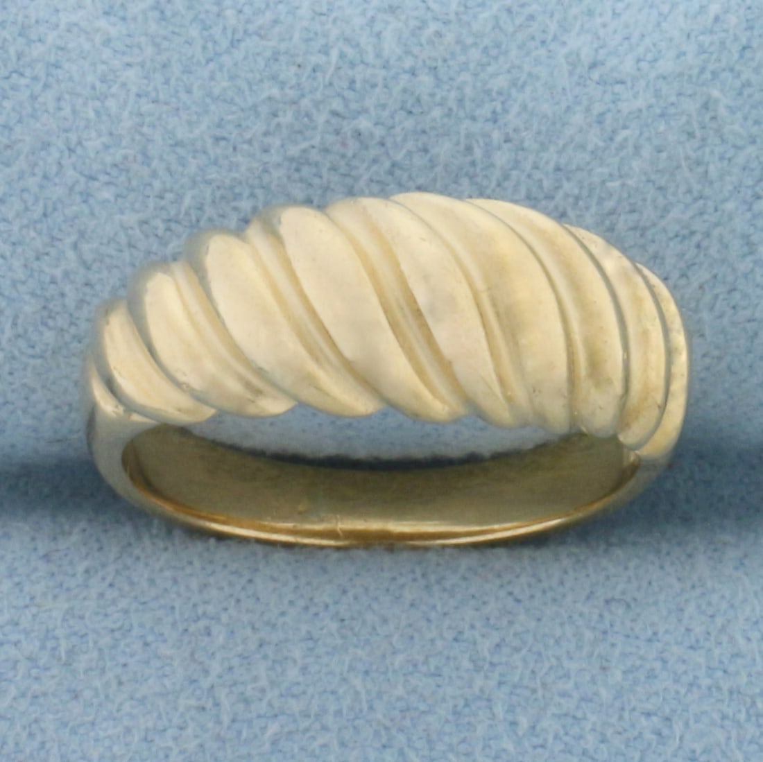 Scalloped Dome Ring in 14k Yellow Gold: In 14k Yellow Gold. 7.6mm wide at widest. Size 7. 4.6g.