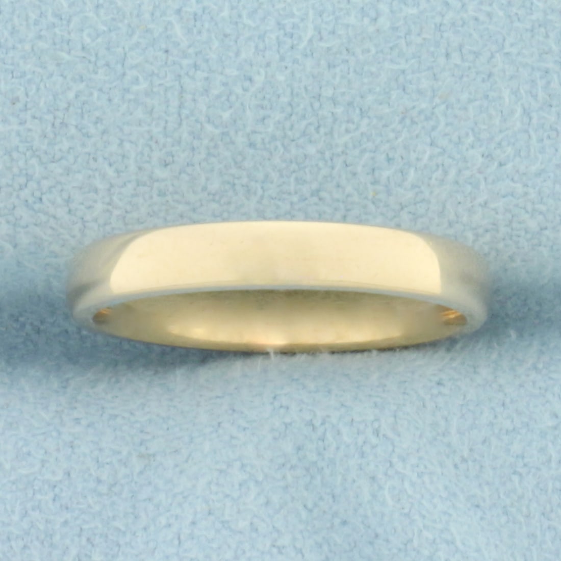 Womans High Polish Half Dome Wedding Band Ring in 14k Yellow Gold: In 14k yellow gold. 3mm wide. Size: 5.25. 2.8g.