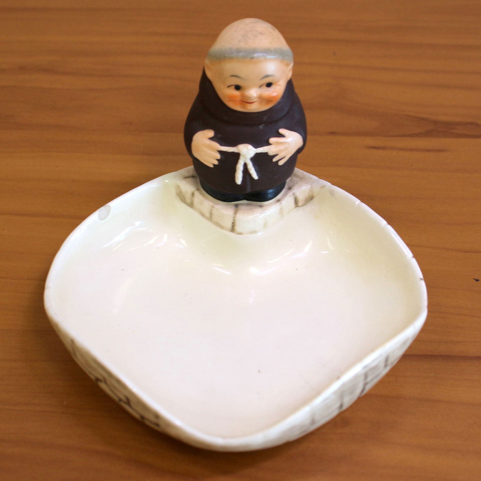 Rare Vintage Goebel Friar Tuck Monk Large Trinket Dish or Ashtray: 4 inches tall. 5 inches wide. #ZF43/II.