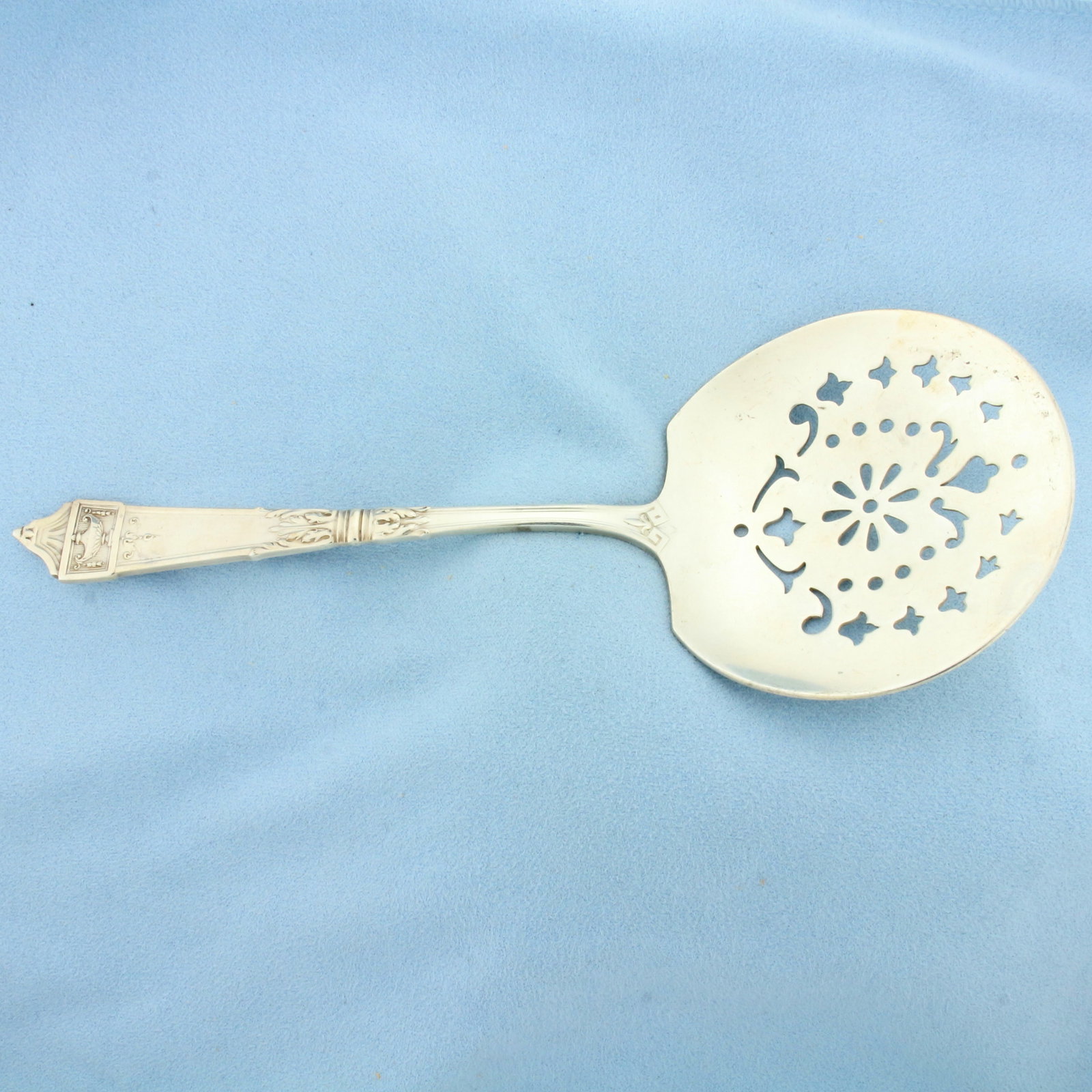 Gorham Lansdowne Sterling Silver Tomato Server: In .925 Sterling Silver. 7 1/4 inches long. 60.3g.