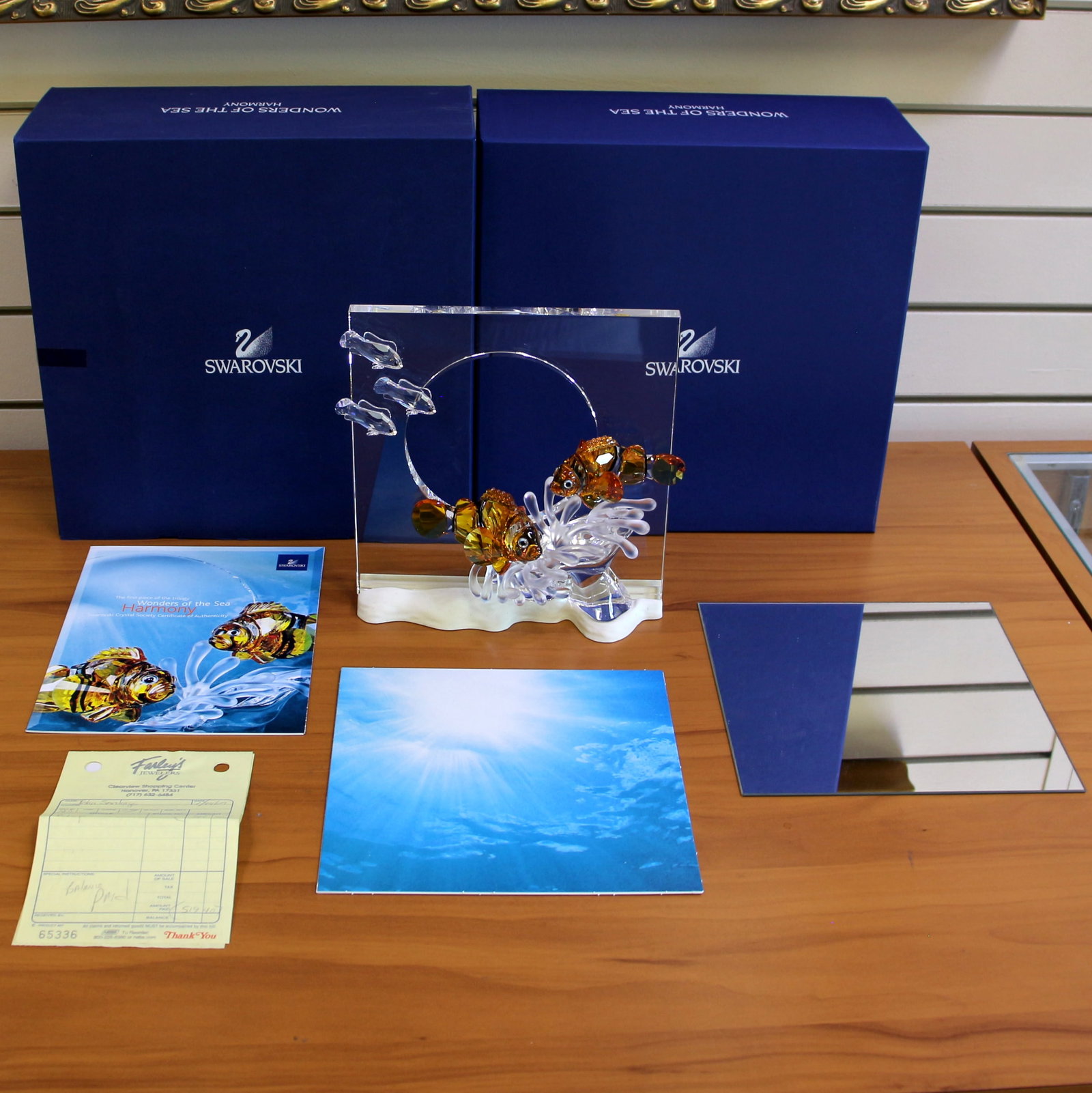 Swarovski Crystal 657120 Wonders of the Sea Harmony Colored 2005 Fish with Box and COA: Excellent condition with original box and certificate.