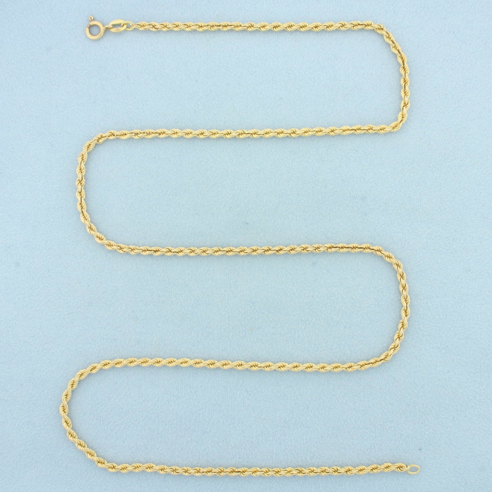 Mens 24 Inch Rope Link Chain Necklace in 14k Yellow Gold: In 14k Yellow Gold. 24 inches long. 2.7mm wide. Spring clasp. 17.6g.