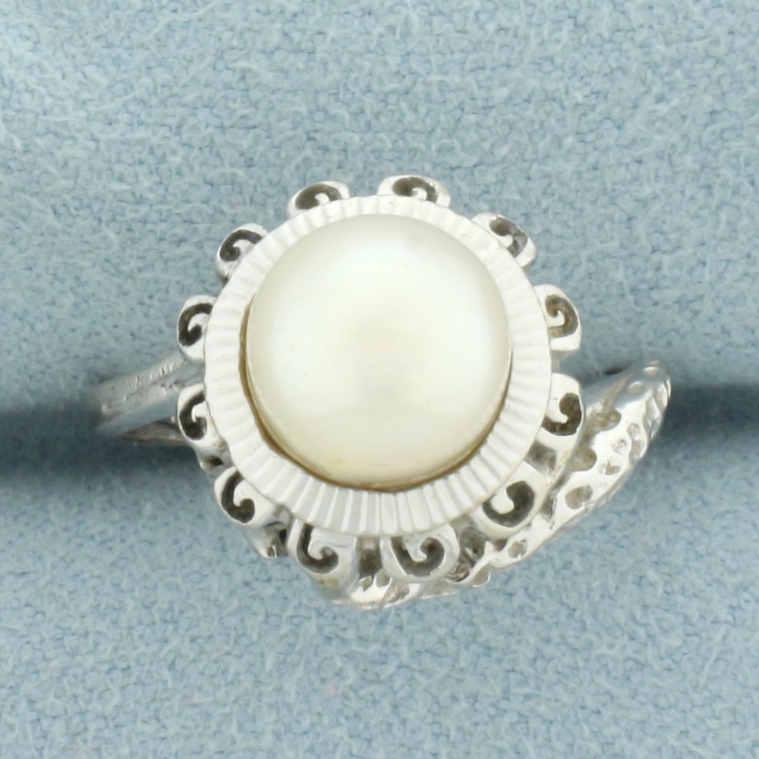 Unique Akoya Pearl Spiral Design Ring in 14k White Gold: In 14k white gold. Contains one high quality 8mm cultured Akoya pearl with high luster. Size: 5. 5.4g.