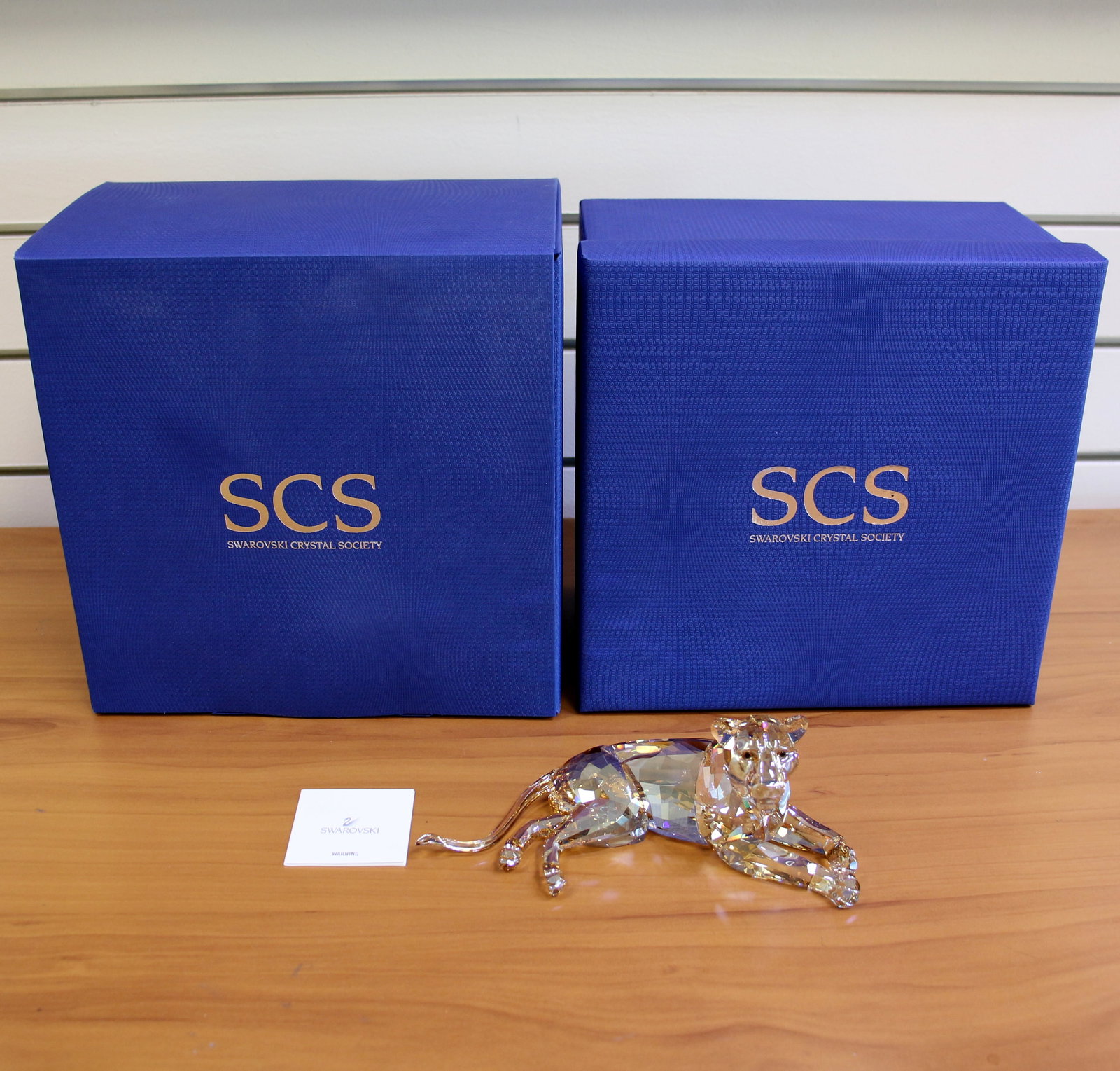 Swarovski Crystal 5135895 SCS Lion Mother Annual Edition Figurine with Box: Excellent condition with original box. Special caramel iridescent color.