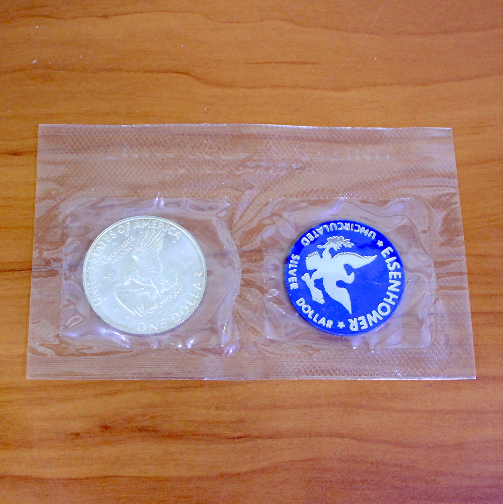 Uncirculated Silver Eisenhower Dollar Coin OGP - 3
