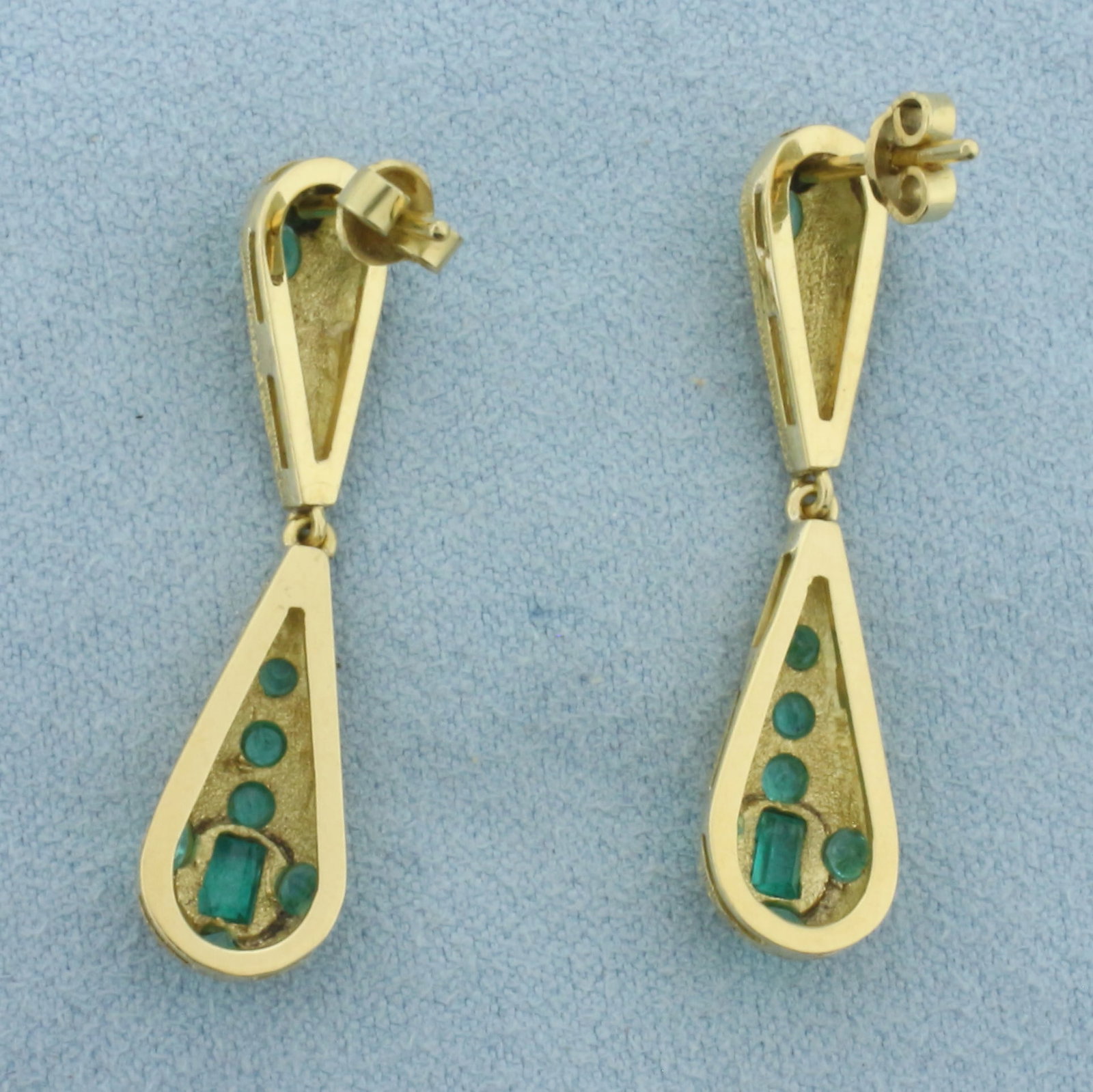 Emerald Dangle Earrings in 18k Yellow Gold - 2