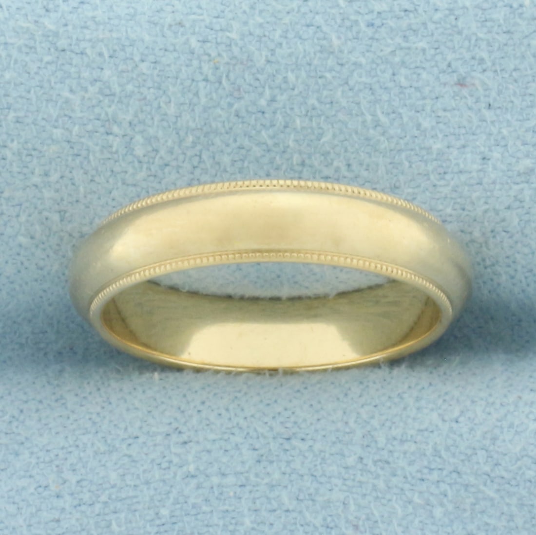 Milgrain Beaded Edge Wedding Band Ring in 14k Yellow Gold: In 14k Yellow Gold. 4.1m wide. Size 6. 3.9g.