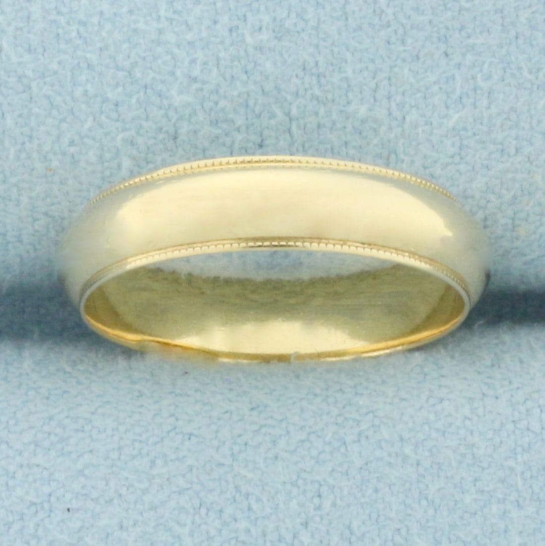 Milgrain Wedding Band Ring in 14k Yellow Gold: In 14k Yellow Gold. 4.1mm wide. Size 6. 2.8g.