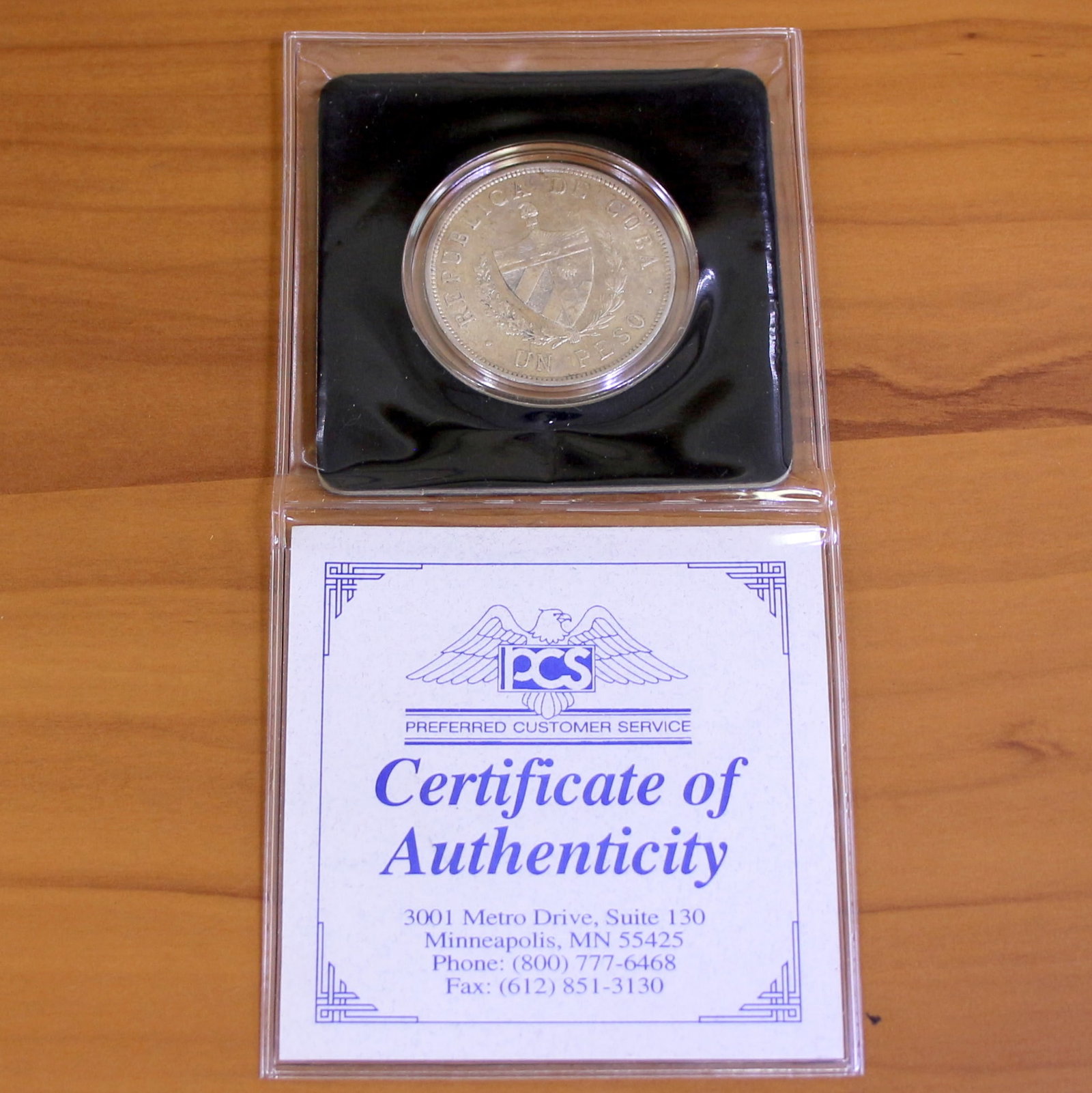 1932 US Mint Cuba Star Peso Silver Coin Uncirculated COA (1 of 2)
